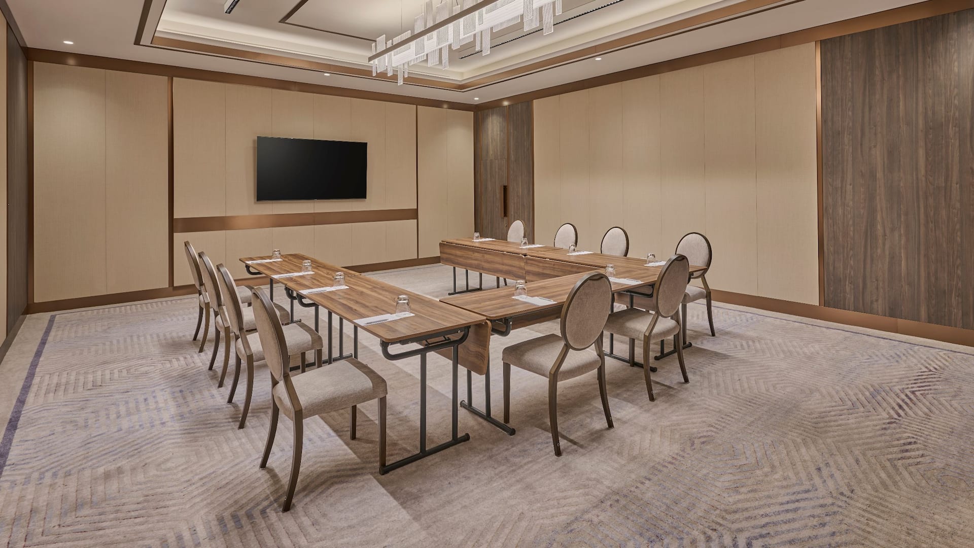 3 of 3 Hyatt Regency Belgrade Kopaonik U Shape