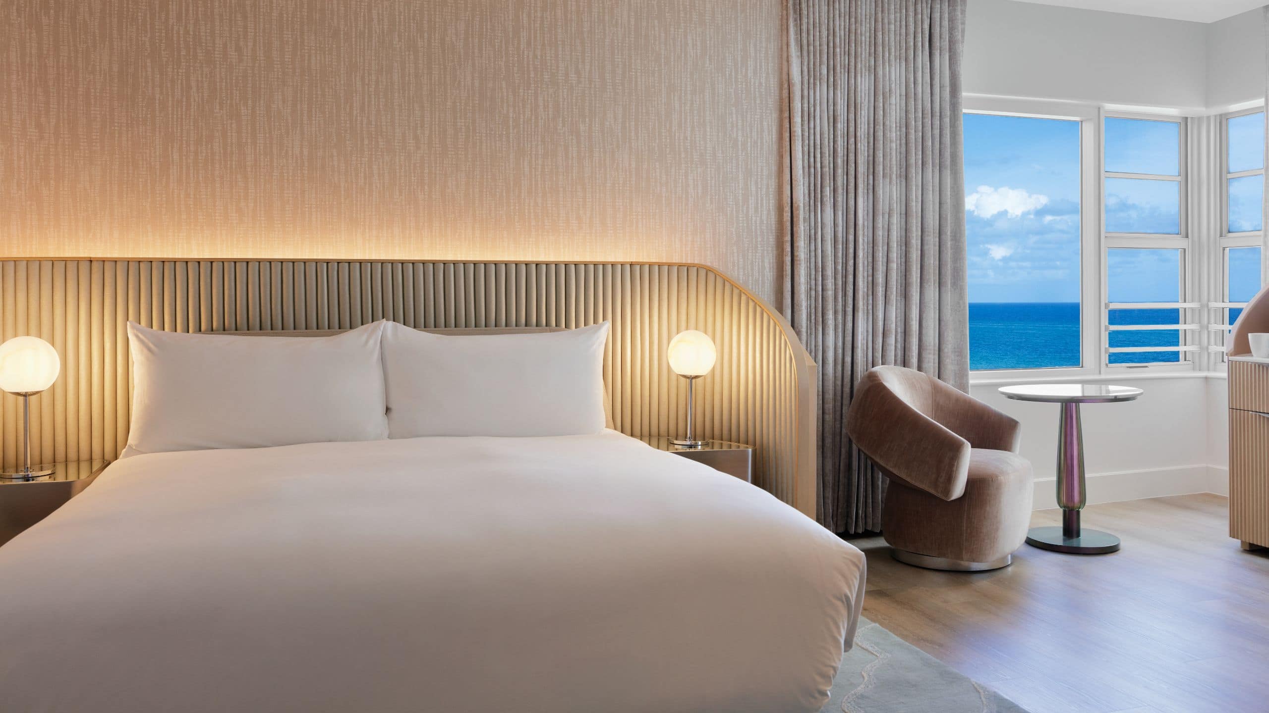 Andaz Miami Beach Accessible Standard King With Mini Bar