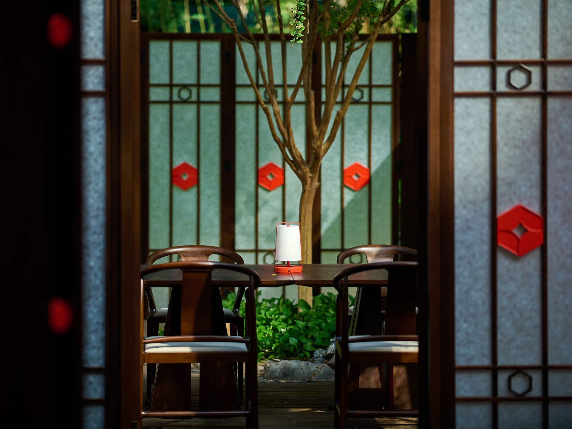 Hyatt Regency Shanghai, Wujiaochang Tea House