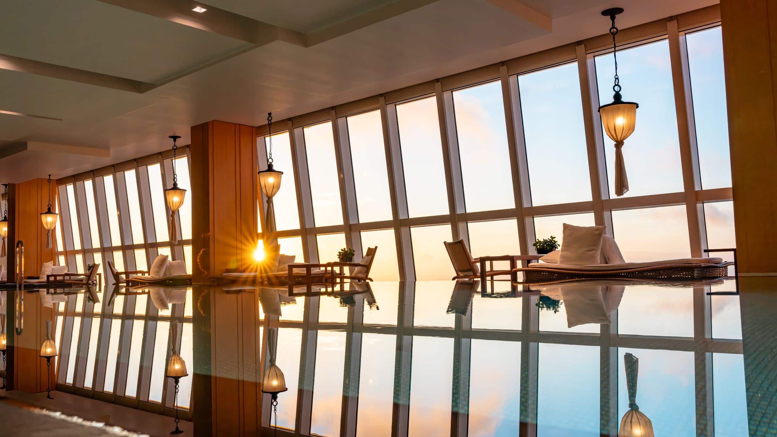 Park Hyatt Shanghai Sunrise Waters Edge