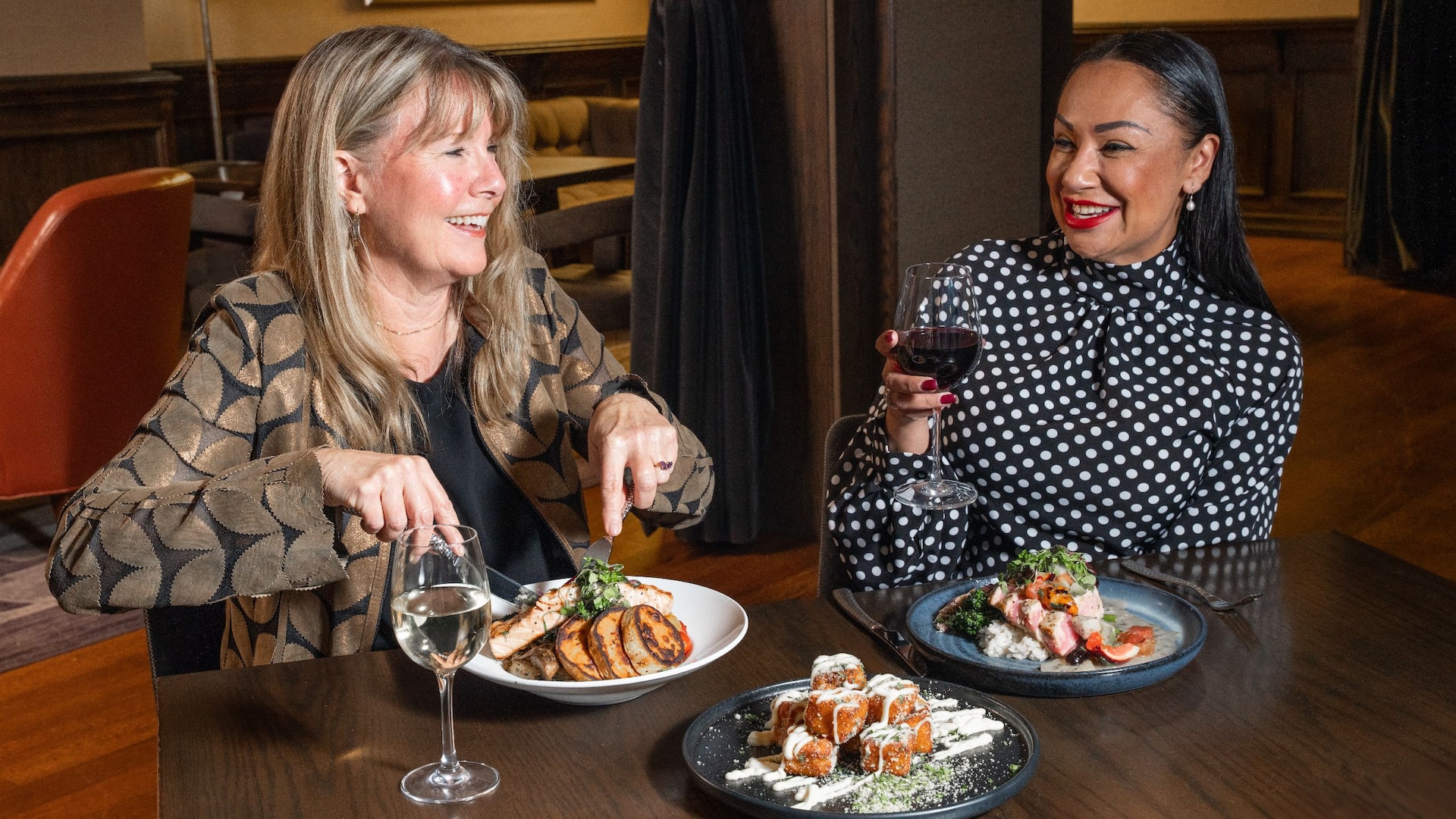 Hyatt Regency Denver Tech Center Root25 Restaurant Dining With Friends