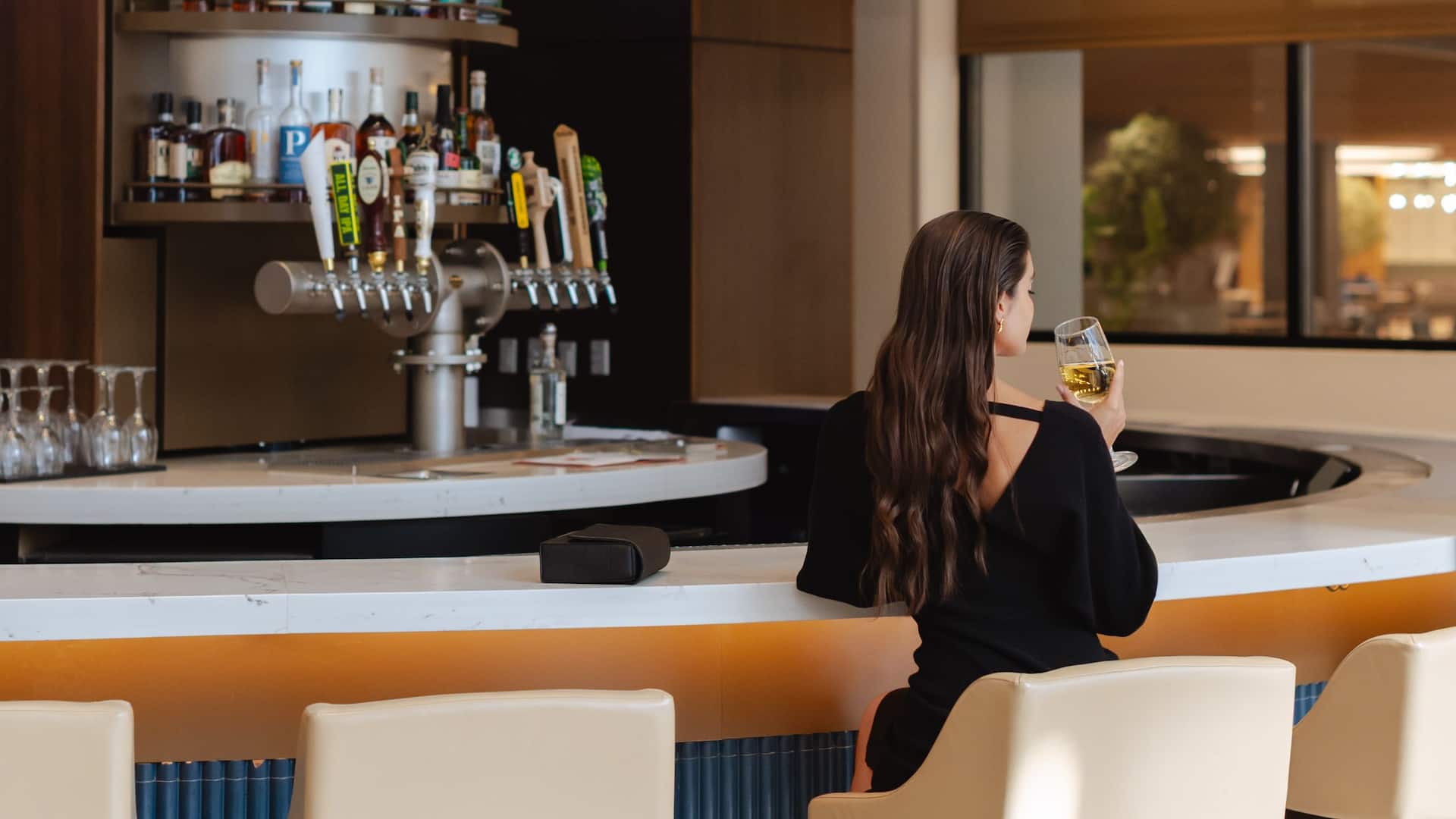 Hyatt Regency Morristown Woman At Bar Seating