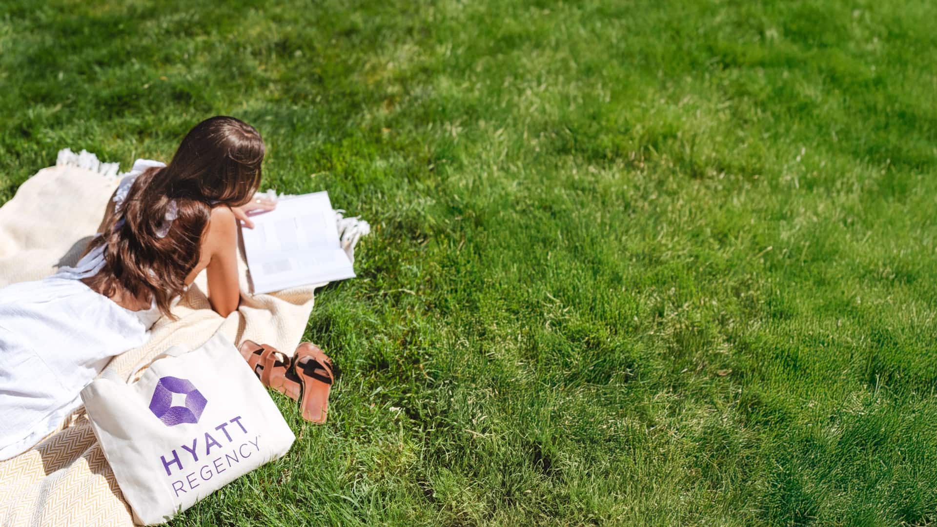 Hyatt Regency Morristown Person Reading Lawn