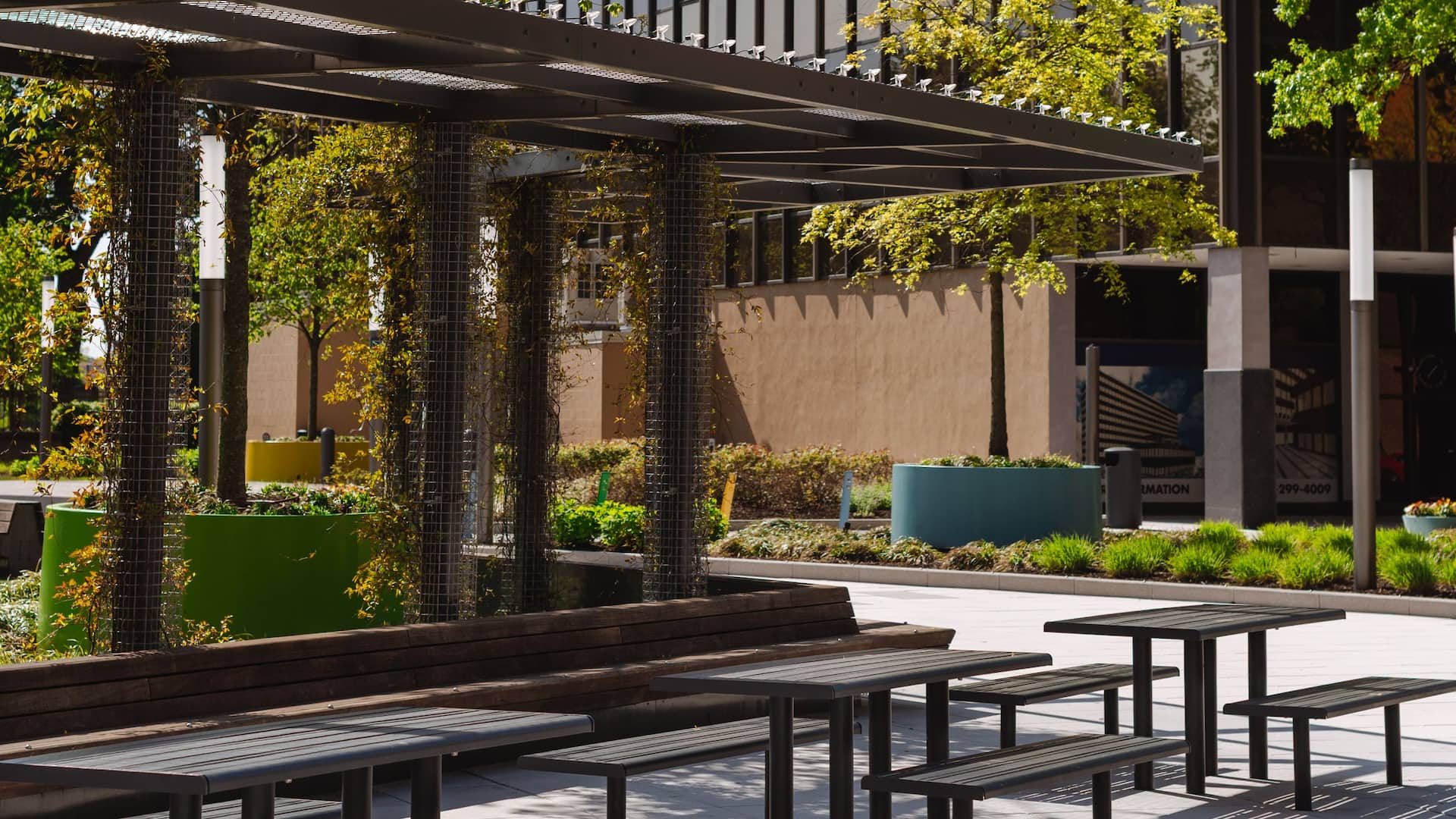 Hyatt Regency Morristown Pergola Seating Tables