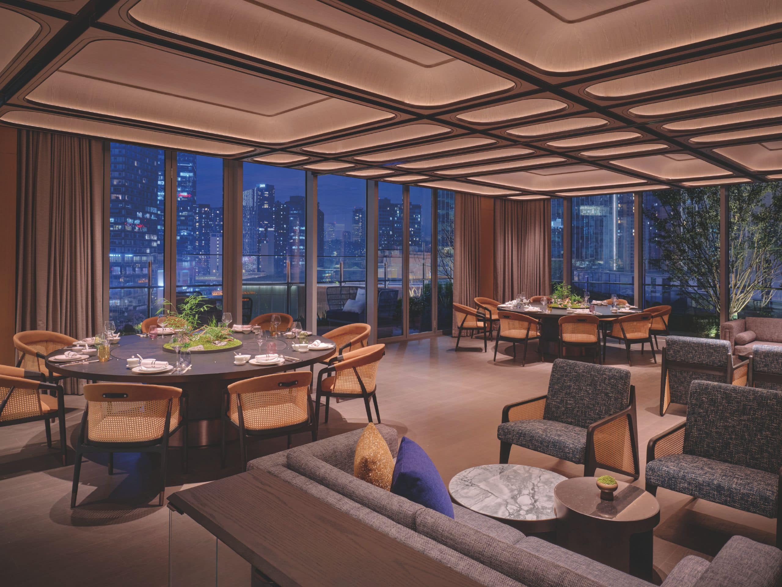 Hyatt Centric The Ring Chengdu Dongda 333 Prd 7788 Night View