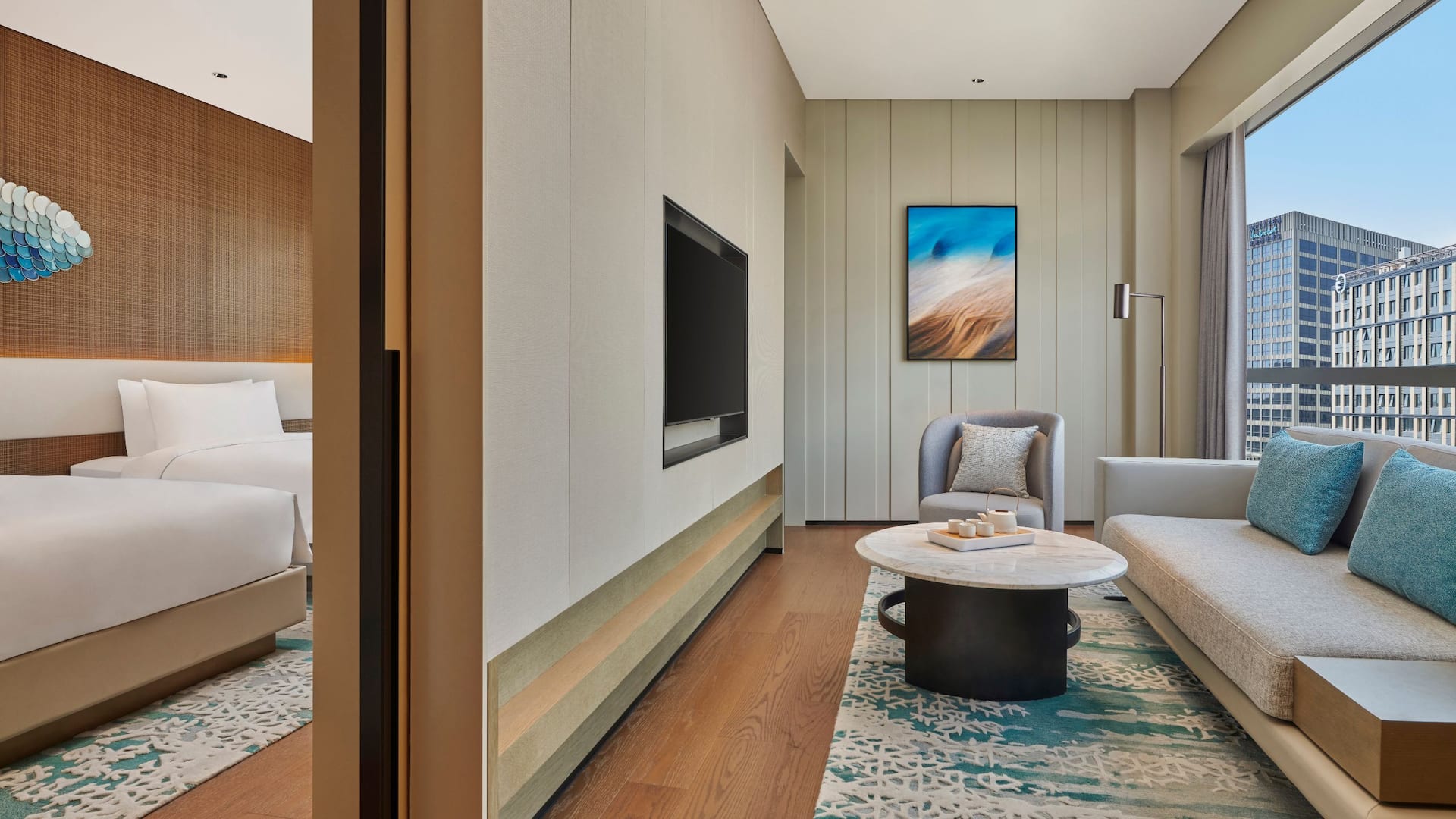 Hyatt Regency Shanghai Lingang City View Suite Living Room