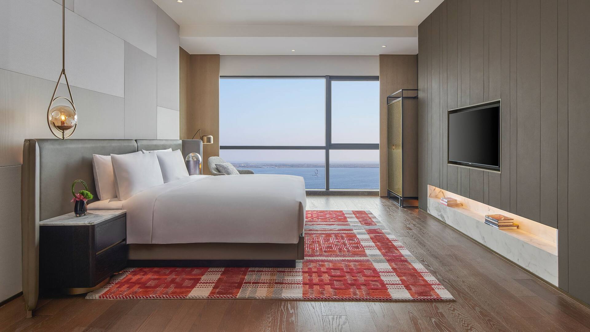 Hyatt Regency Shanghai Lingang Diplomatic Suite Bedroom