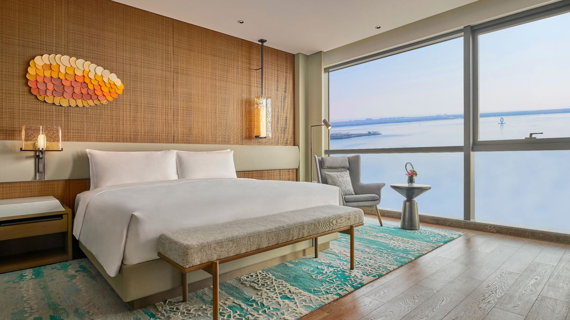 Hyatt Regency Shanghai Lingang Lake View Suite