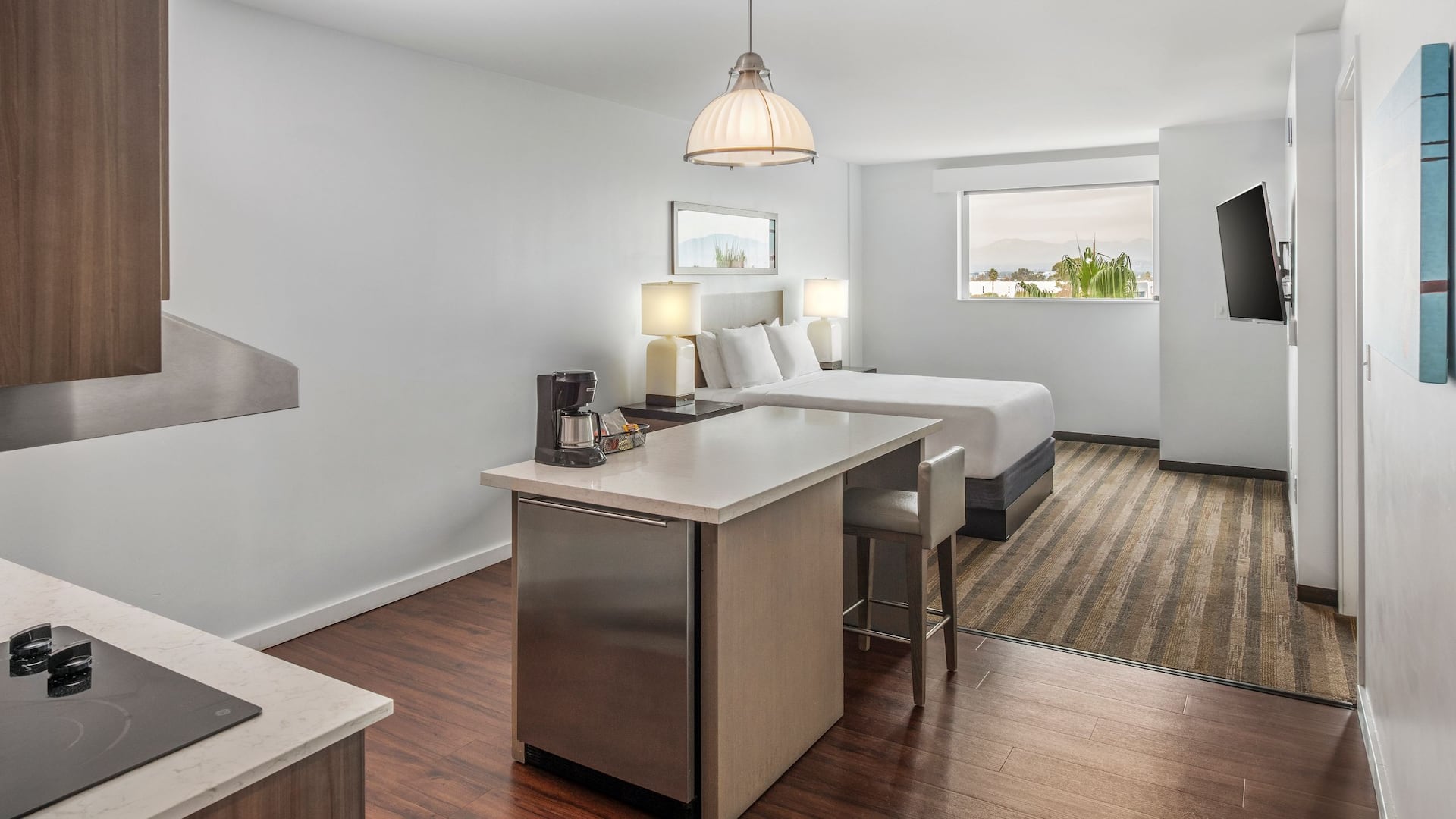 Hyatt House Irvine/John Wayne Airport Two Queens Accessible