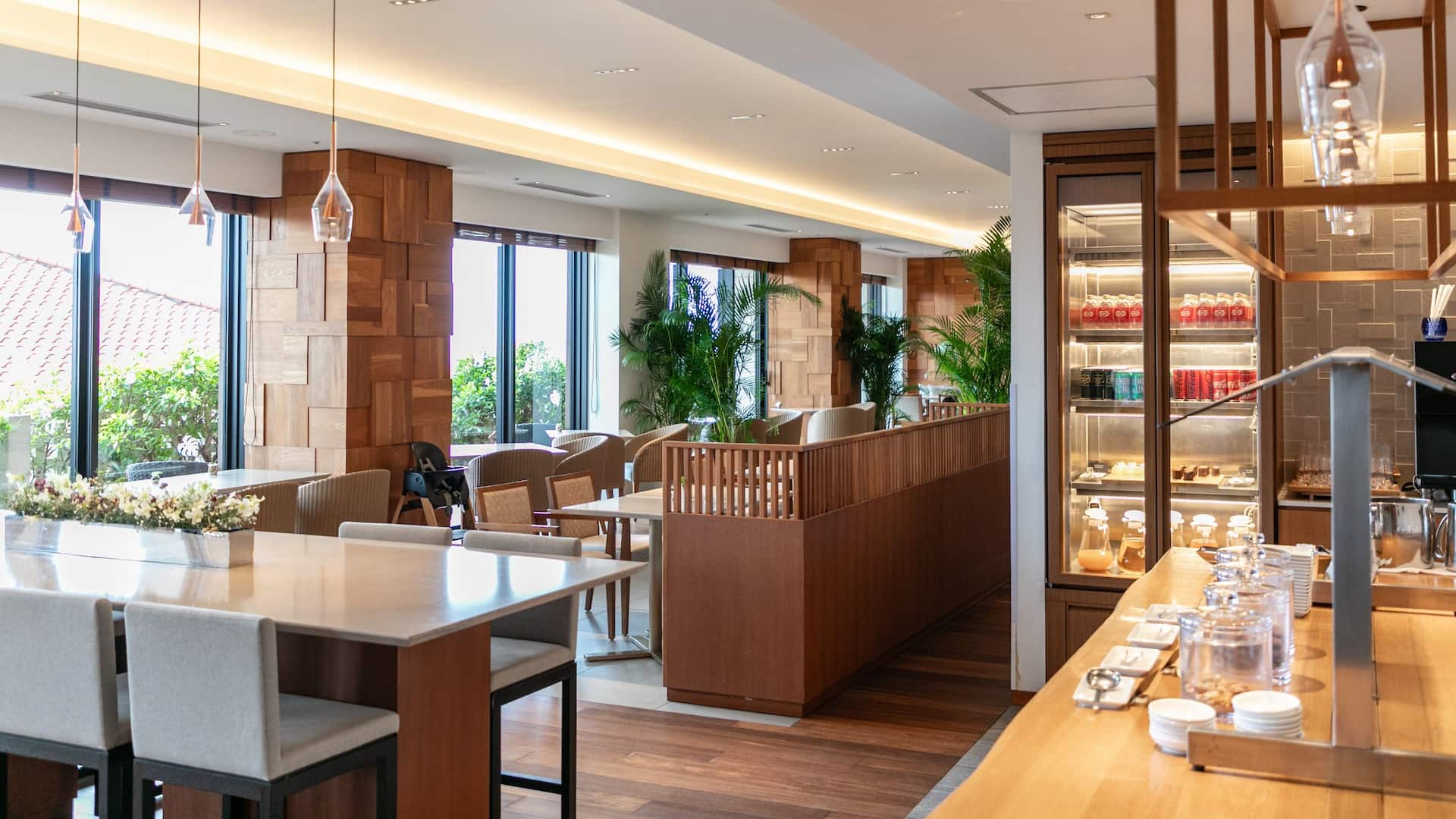 Hyatt Regency Seragaki Island, Okinawa Club Lounge Bar