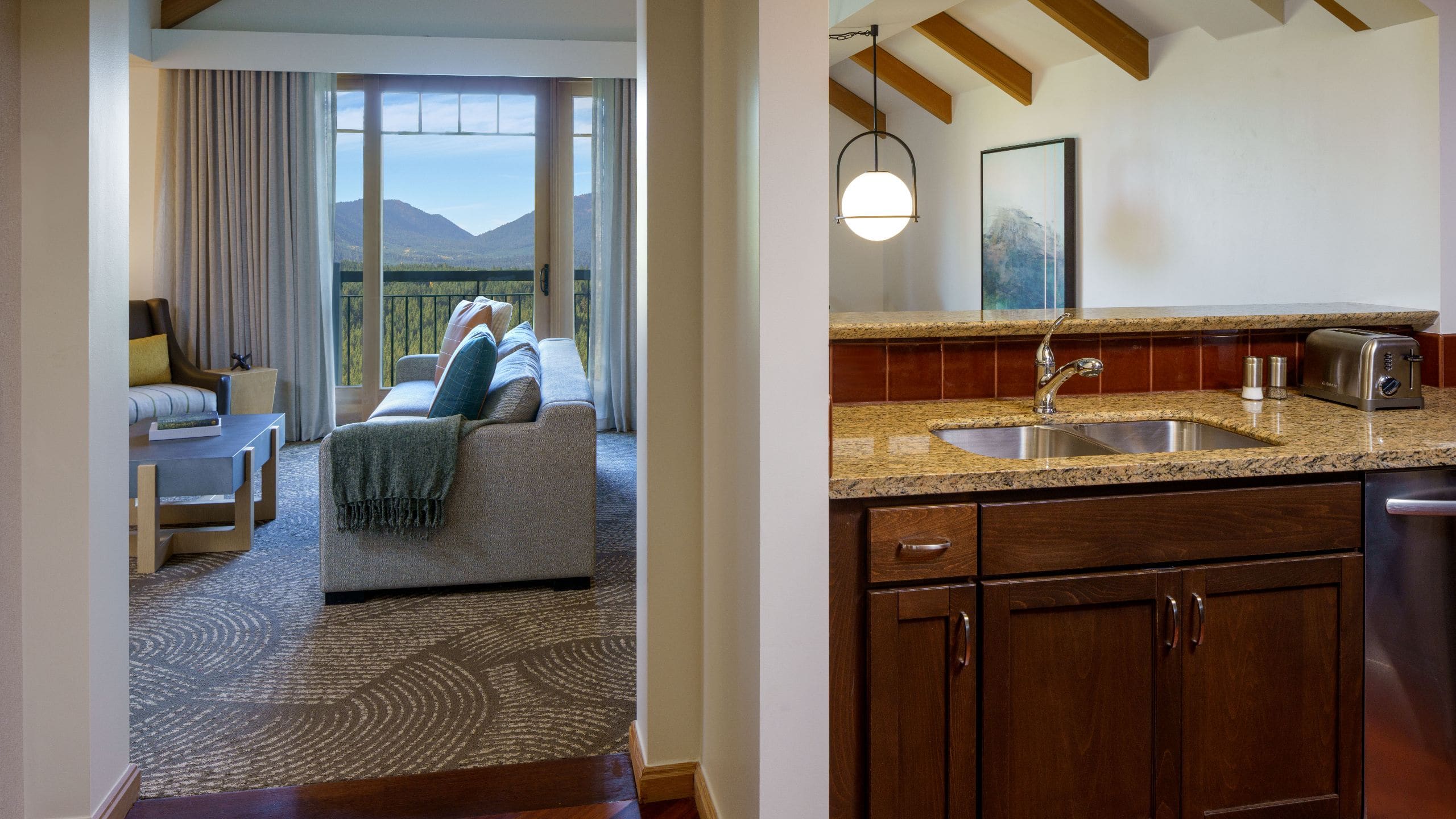 2 of 4 Suncadia Resort Lodge PH One Bed Kitchen Living River