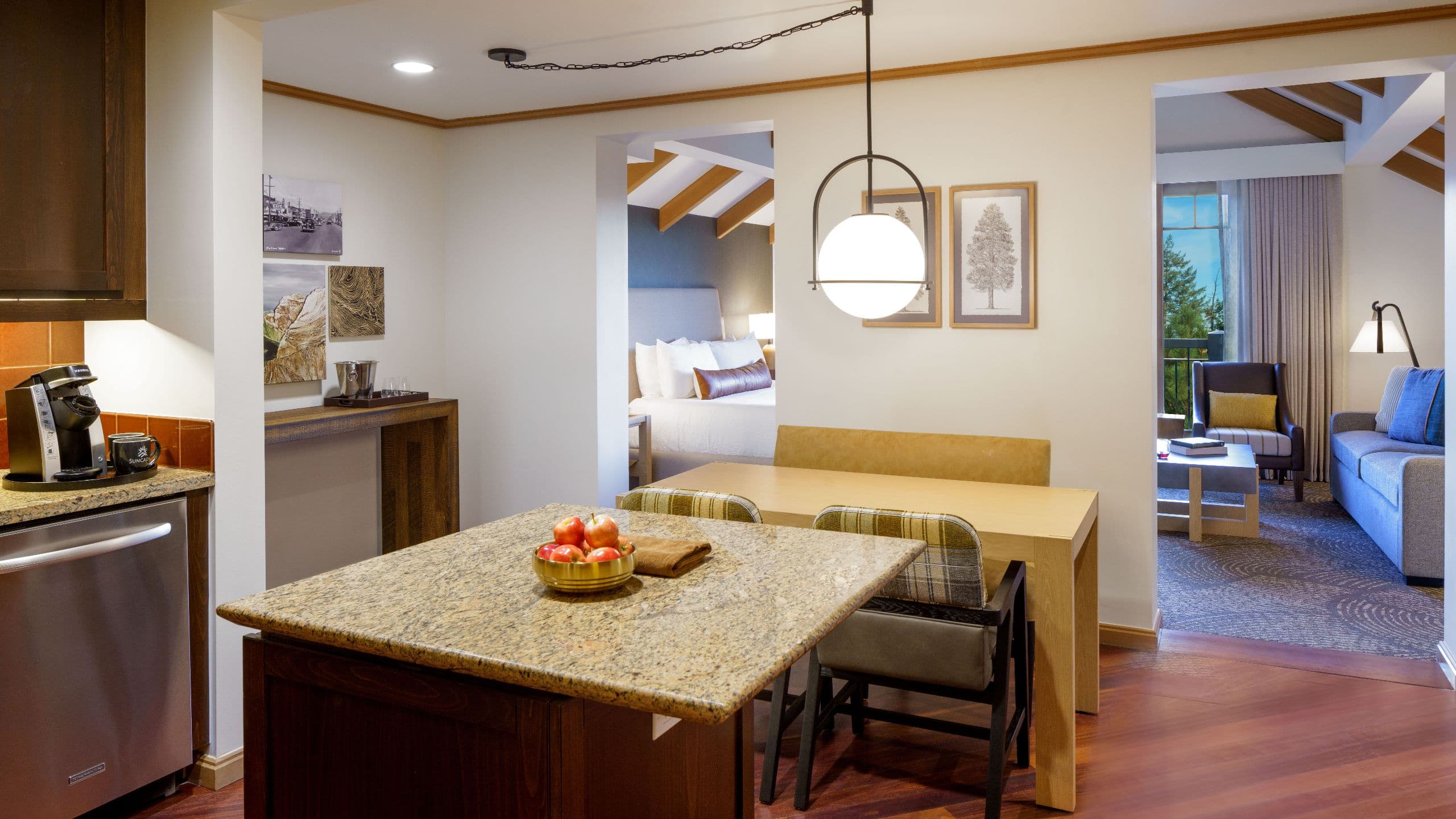 Suncadia Resort Lodge PH Studio Dining Resort