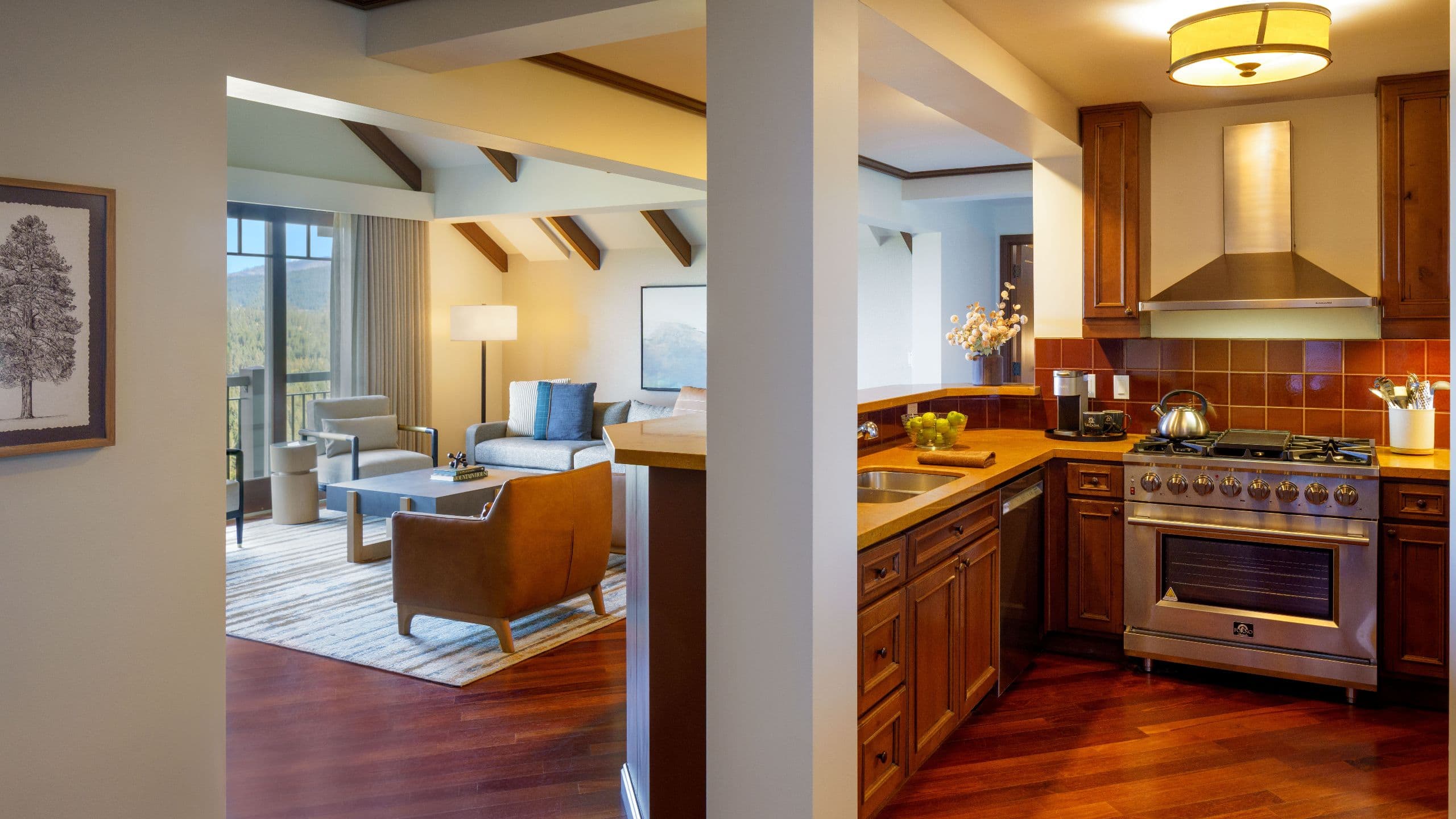 6 of 9 Suncadia Resort Lodge Three Bed PH Living Kitchen