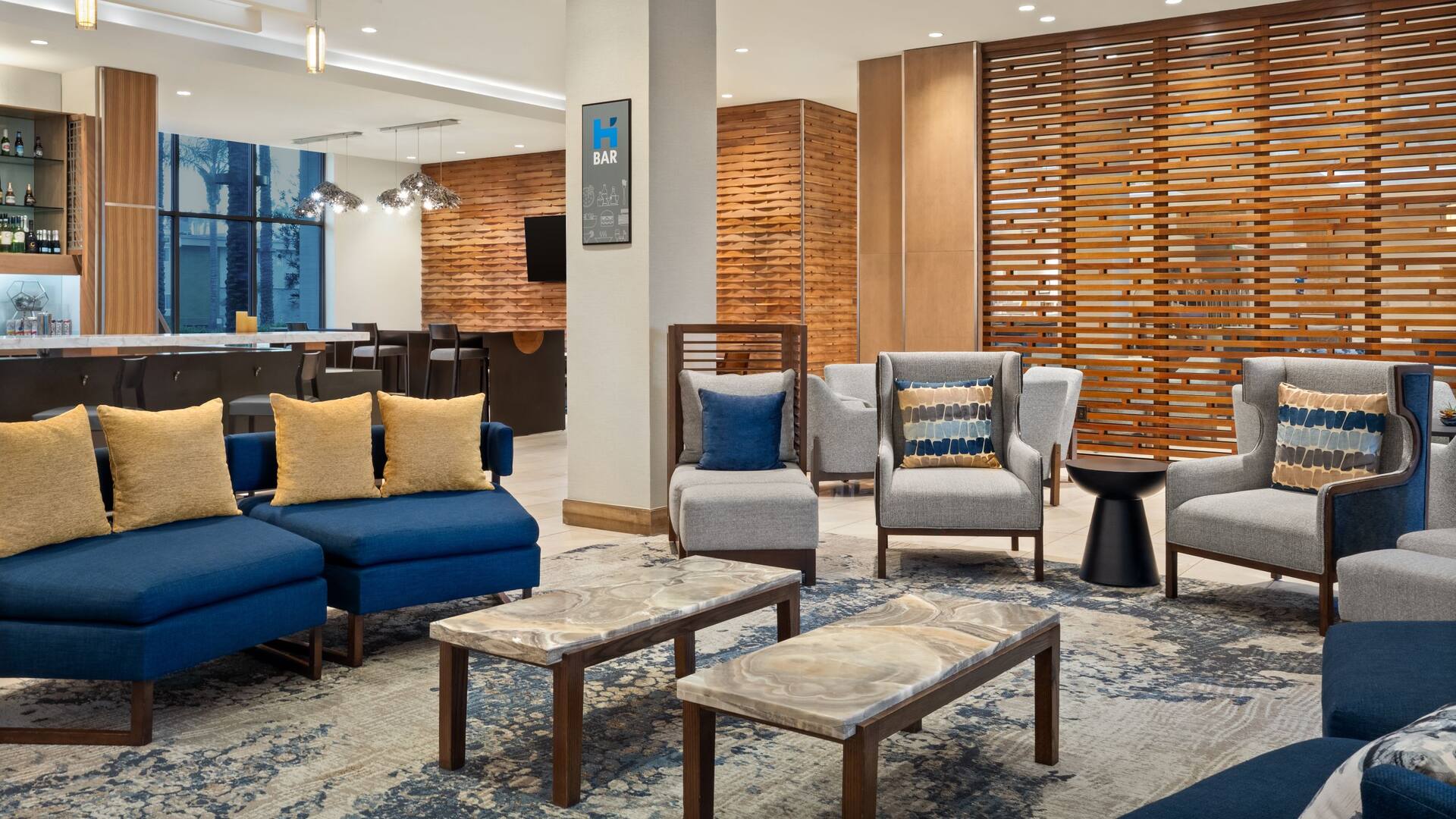 Hyatt House at Anaheim Resort/Convention Center H Bar Seating