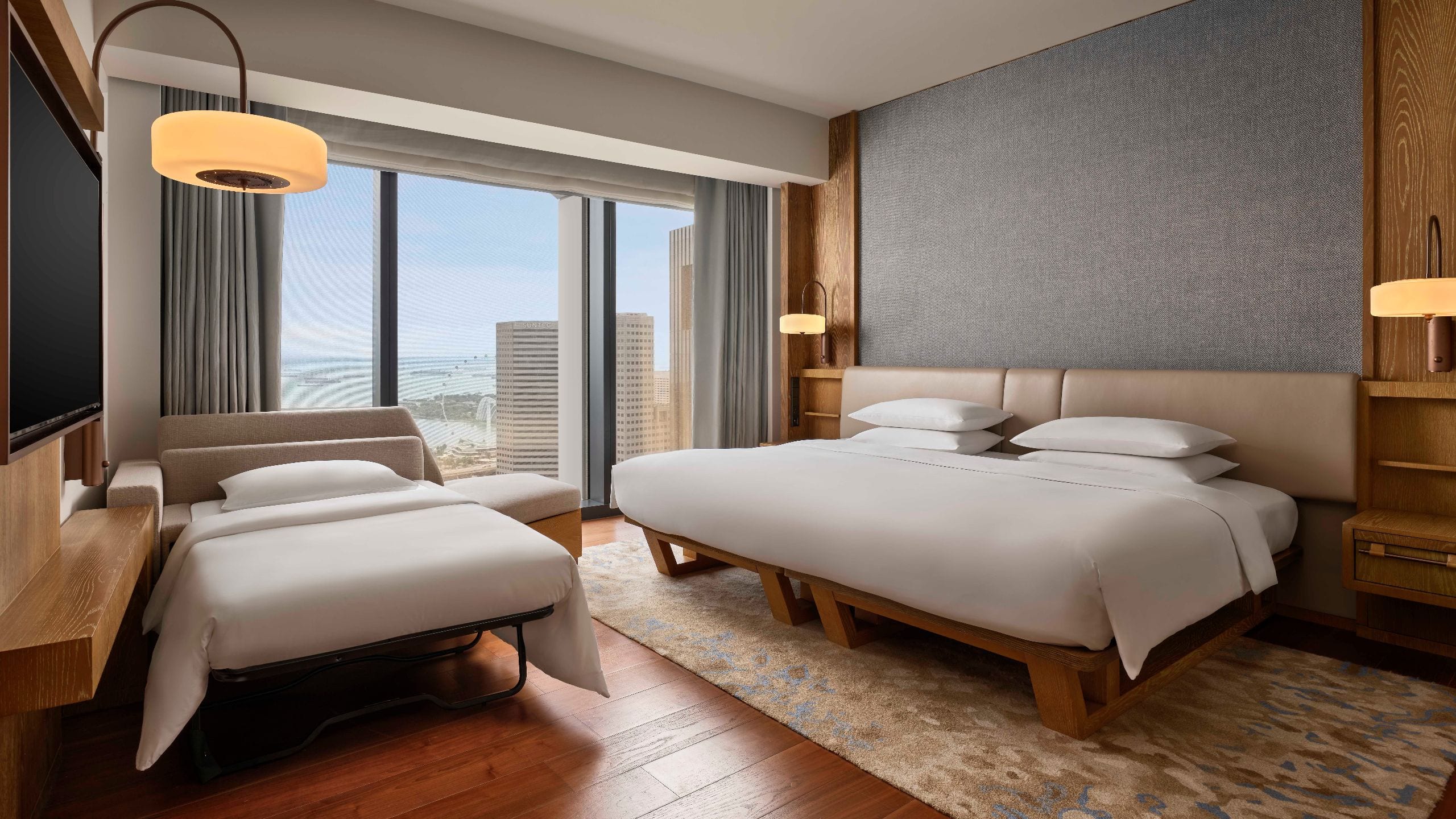 Andaz Singapore One King Bed With Sofa Bed Deluxe