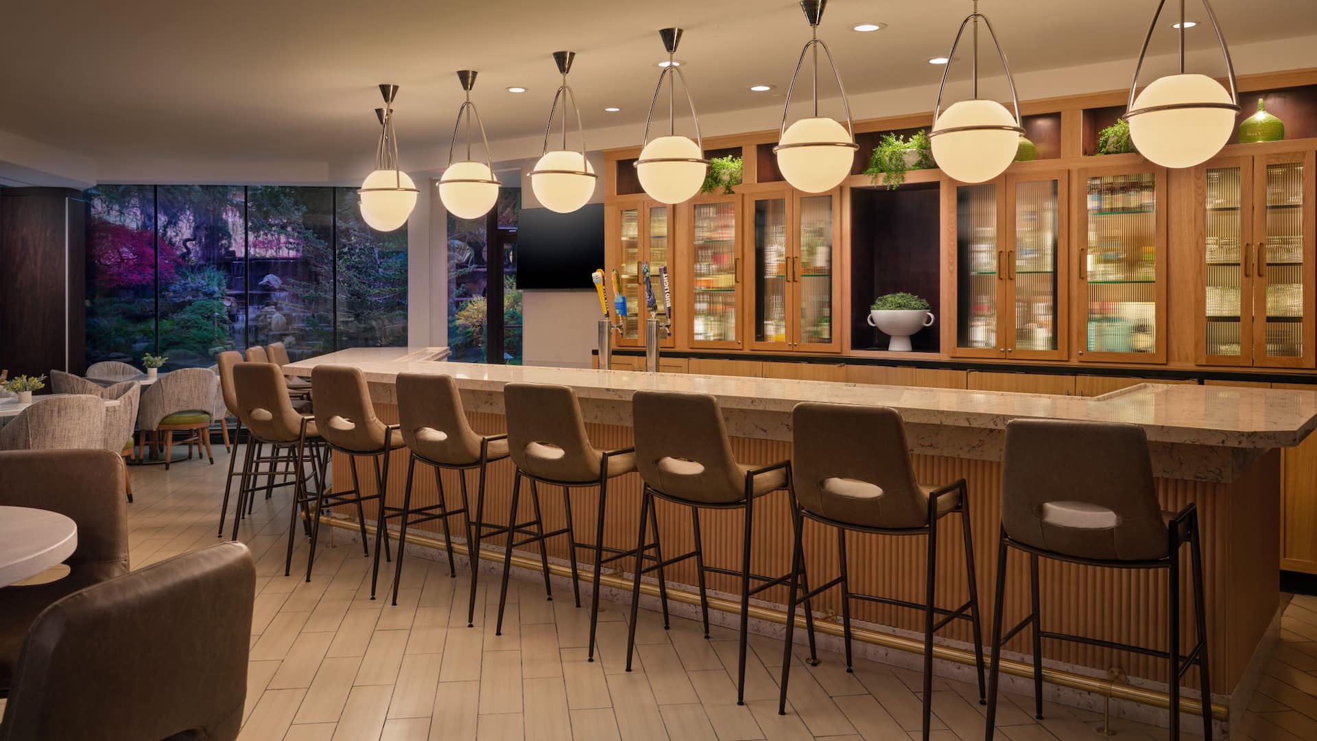 Hyatt Regency Suites Atlanta Northwest Bar Lounge Area