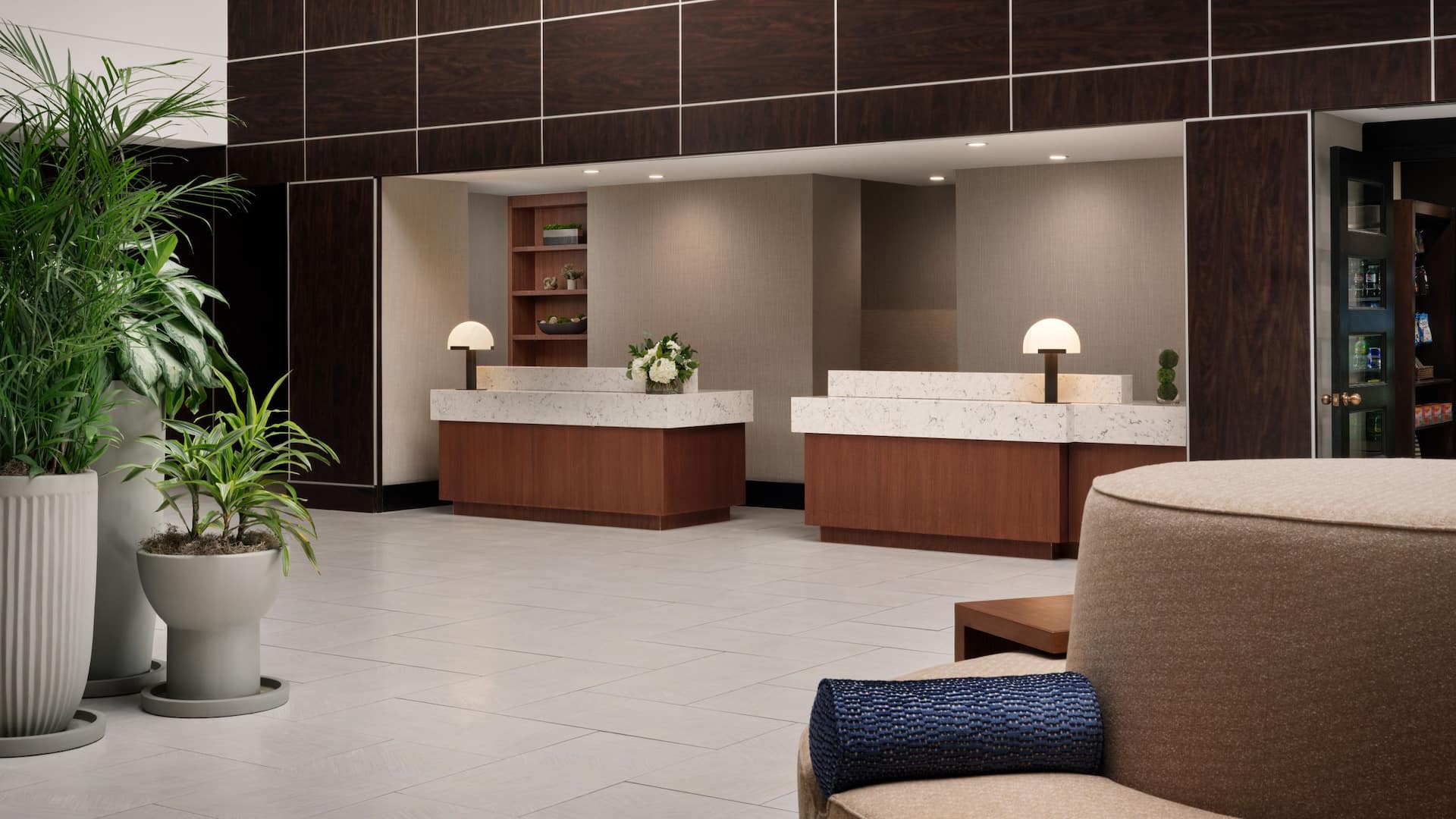Hyatt Regency Suites Atlanta Northwest Lobby Front Desk