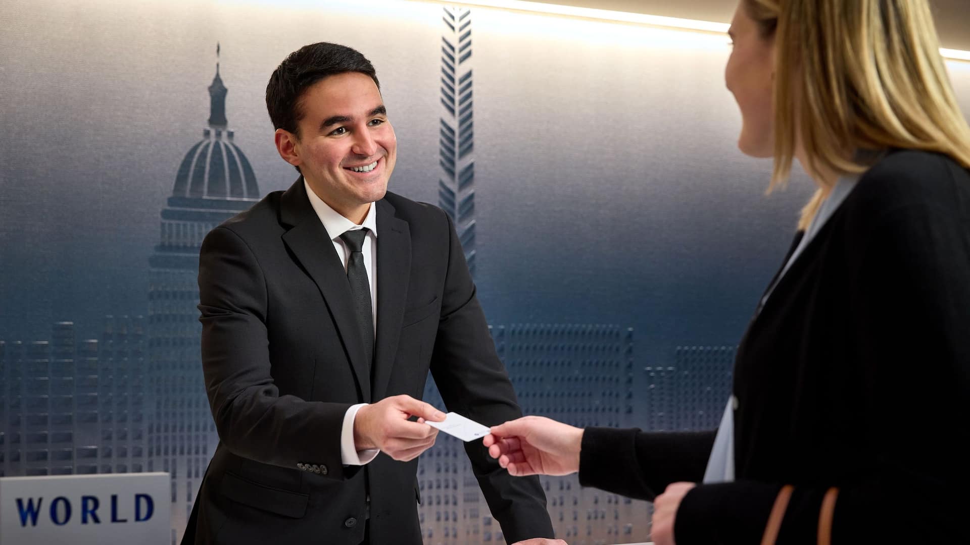 Hyatt Regency Washington on Capitol Hill Front Desk Lifestyle