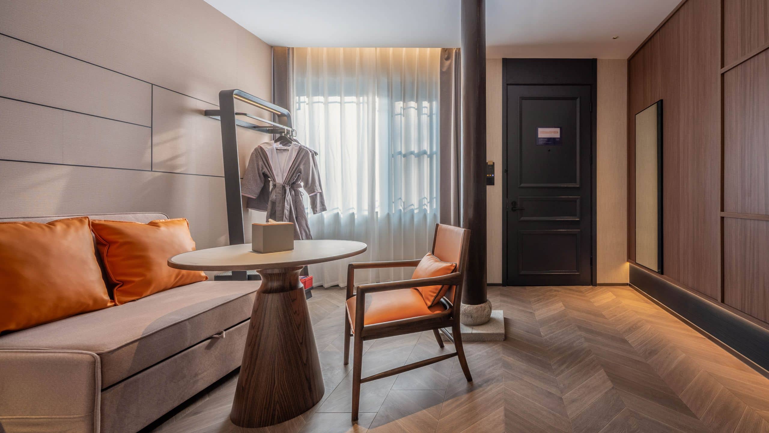 2 of 5 UrCove Nanjing Confucius Temple and Laomendong Resort Blossom Lane Family Sofa