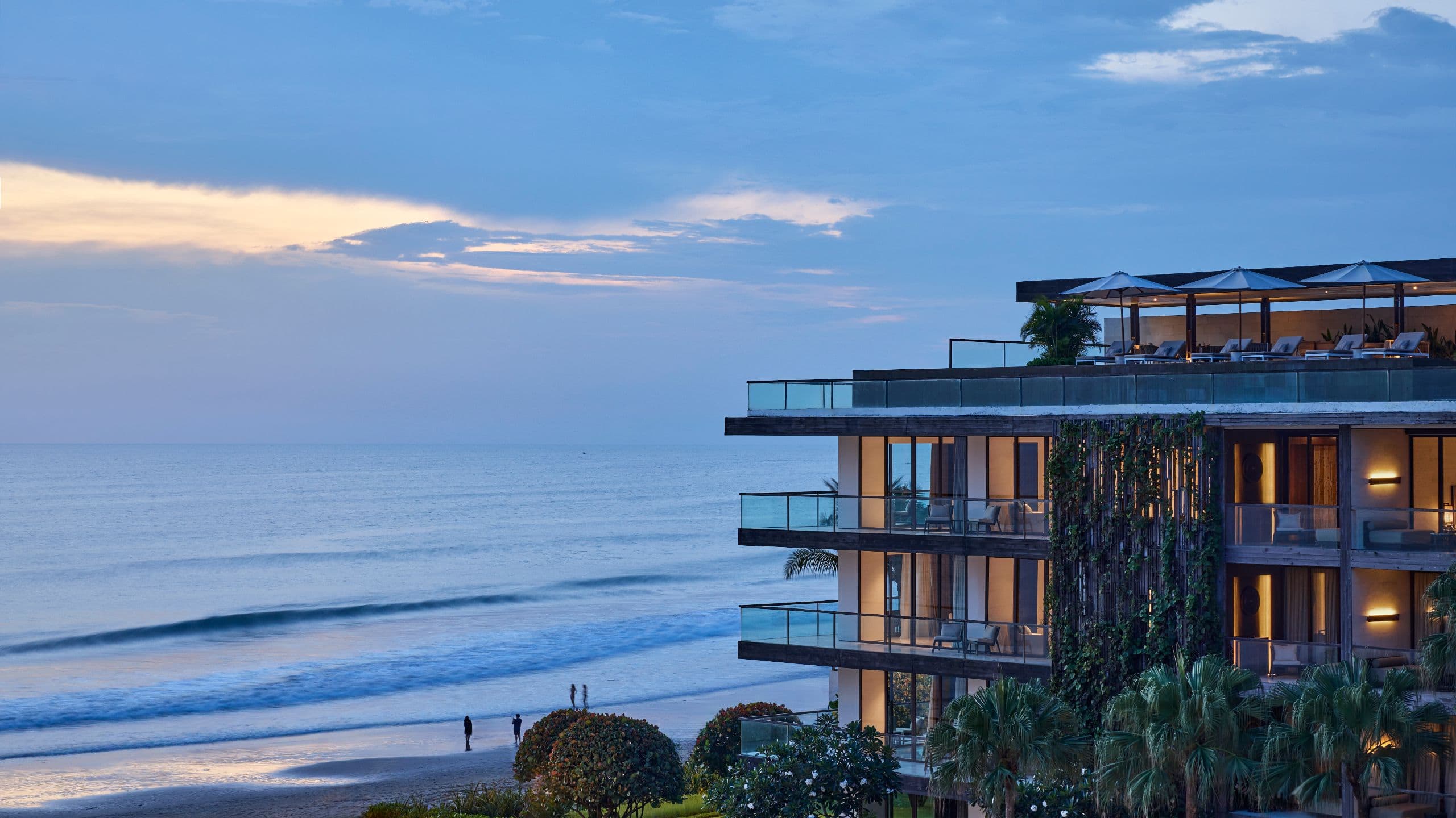 11 de 12 Alila Seminyak Penthouse Ocean View Sunset