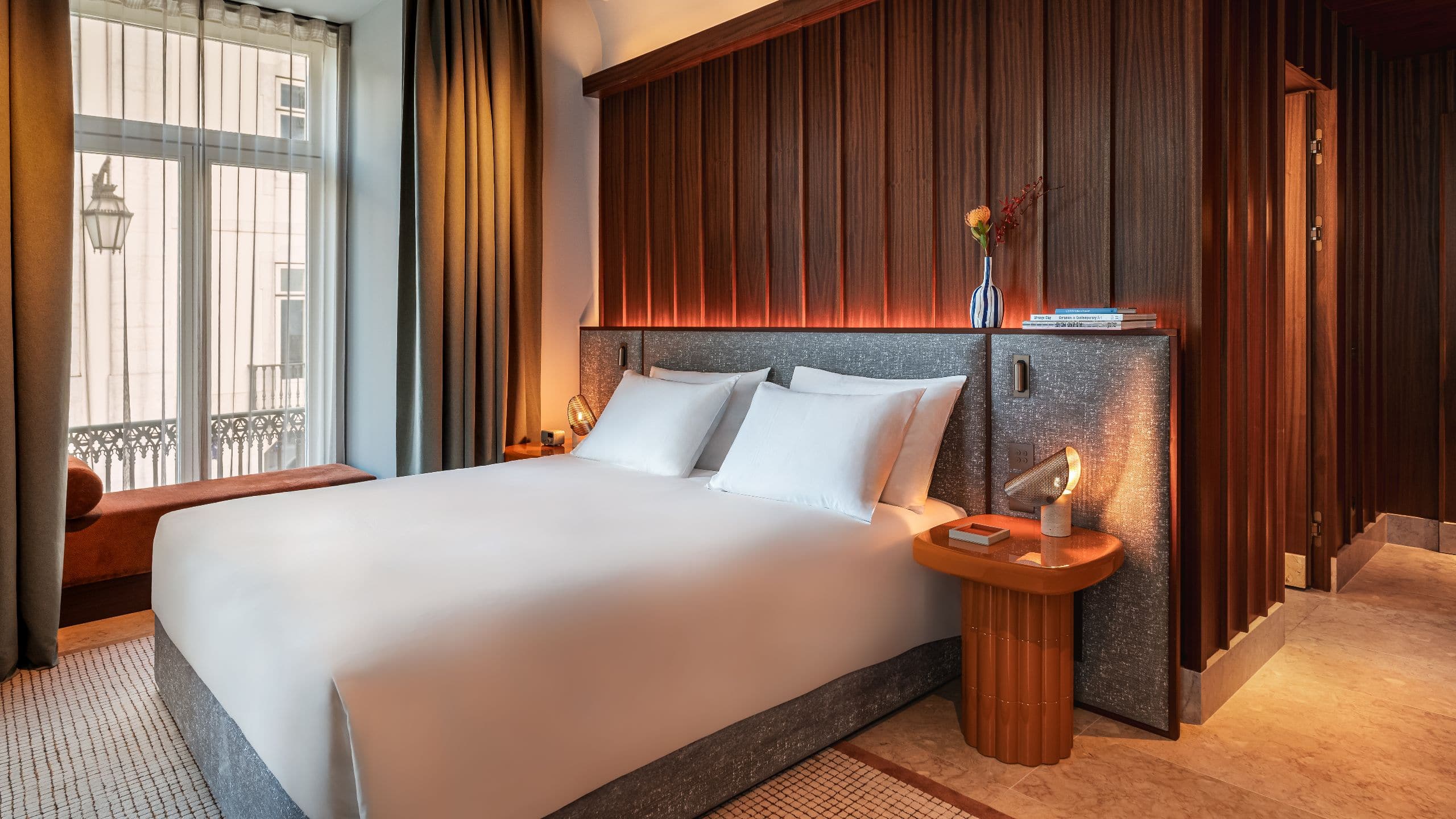 Andaz Lisbon King Bed Landmark View Premium Bed Window