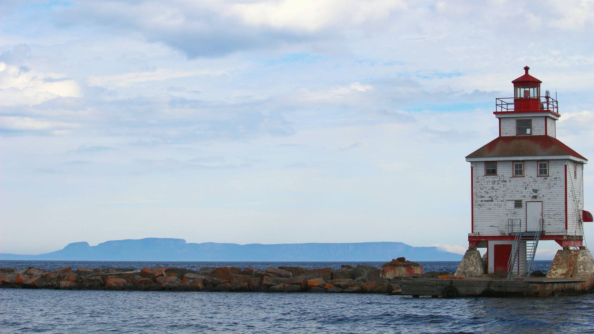 Hyatt House Thunder Bay Ocean Light