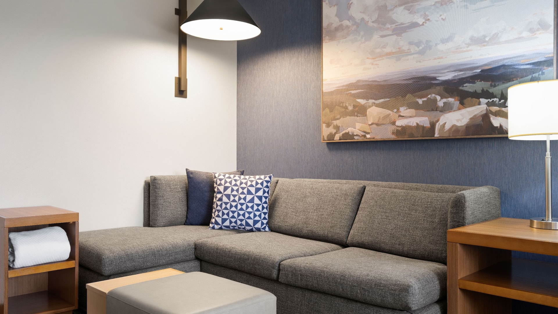 Hyatt Place Salt Lake City/Cottonwood High Floor King Cozy Corner