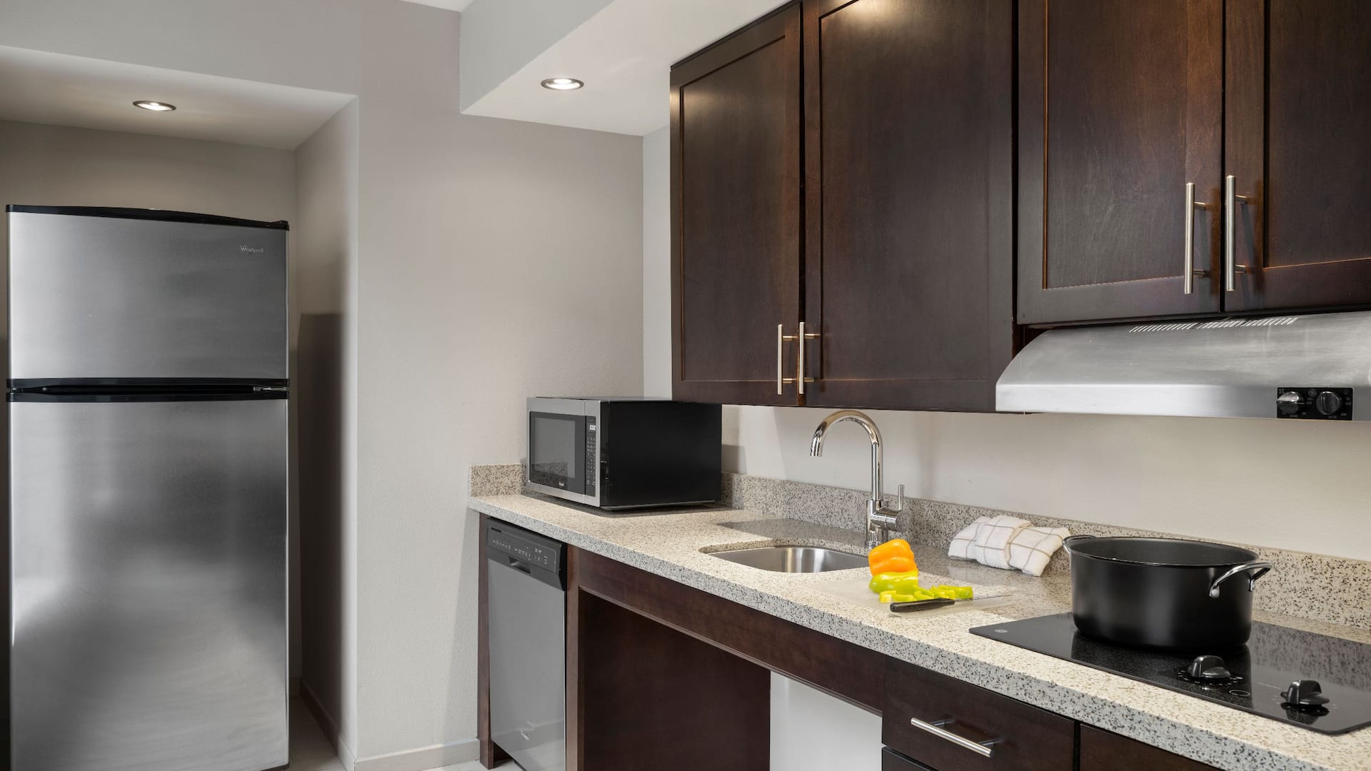 Hyatt Place Salt Lake City/Cottonwood Accessible One Bedroom Suite