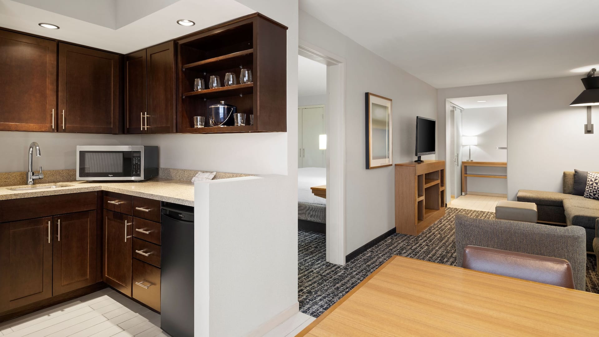 Hyatt Place Salt Lake City/Cottonwood One Bedroom Suite Kitchen