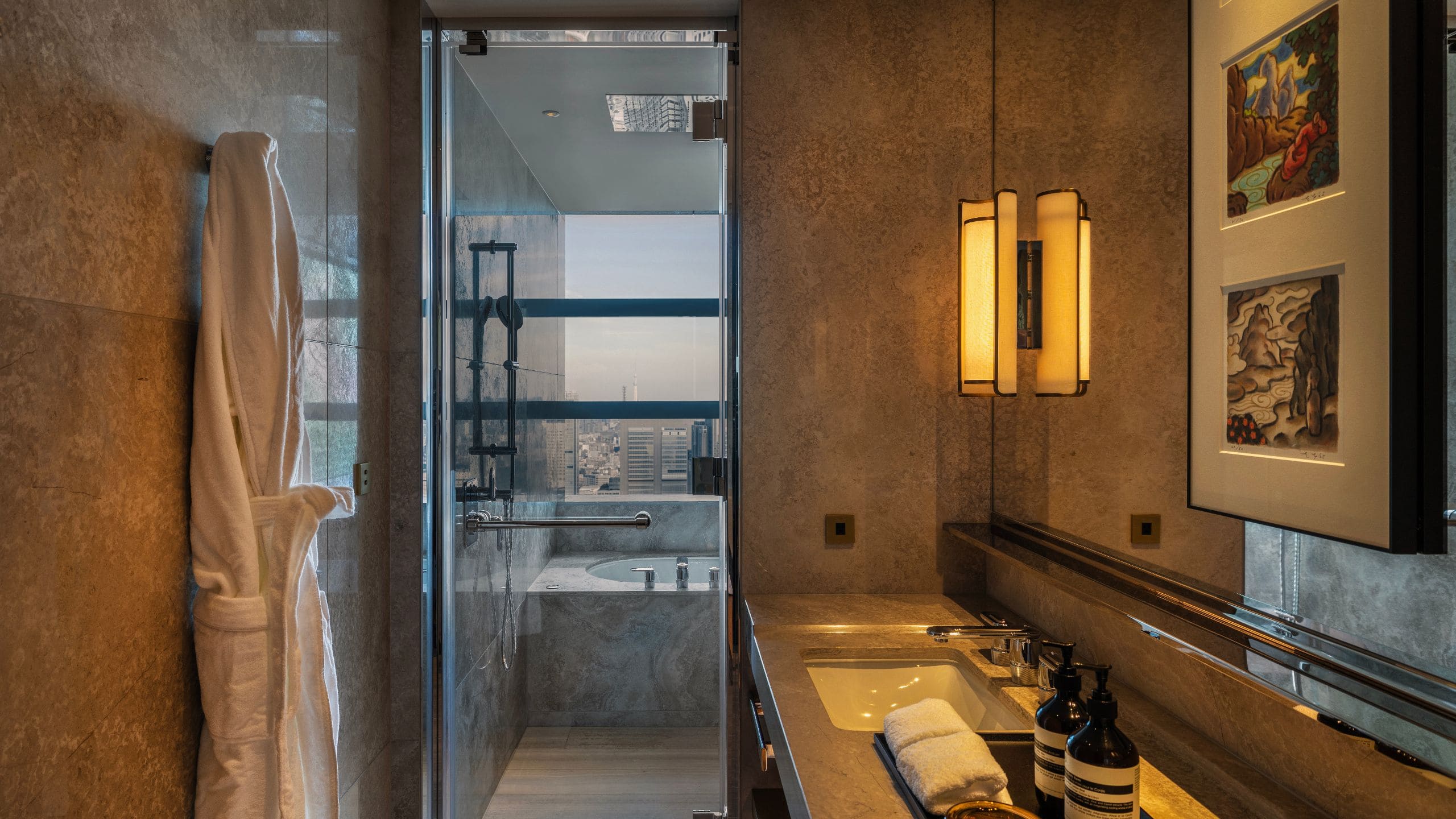 3/6 Park Hyatt Tokyo King Bed Premier Bathroom