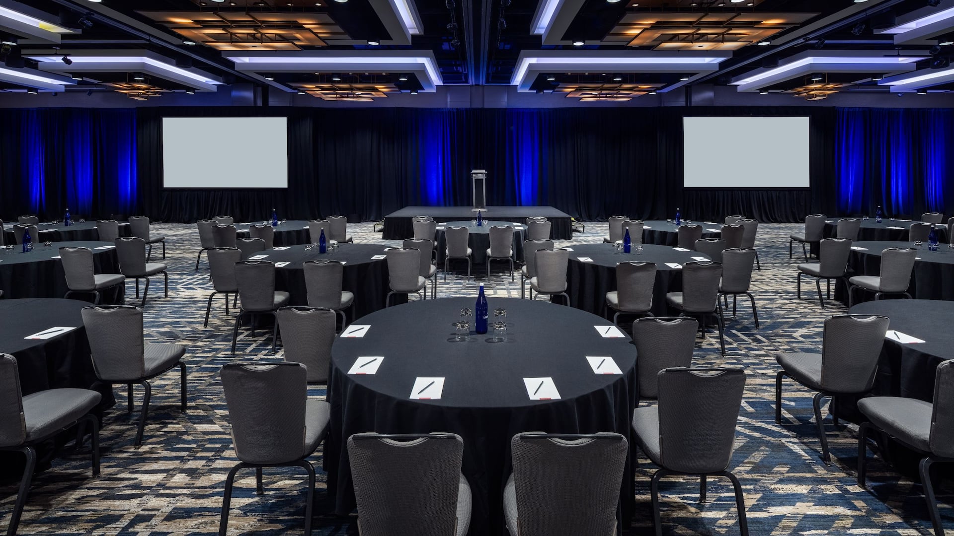 Grand Hyatt DFW Americas Ballroom Crescent Rounds