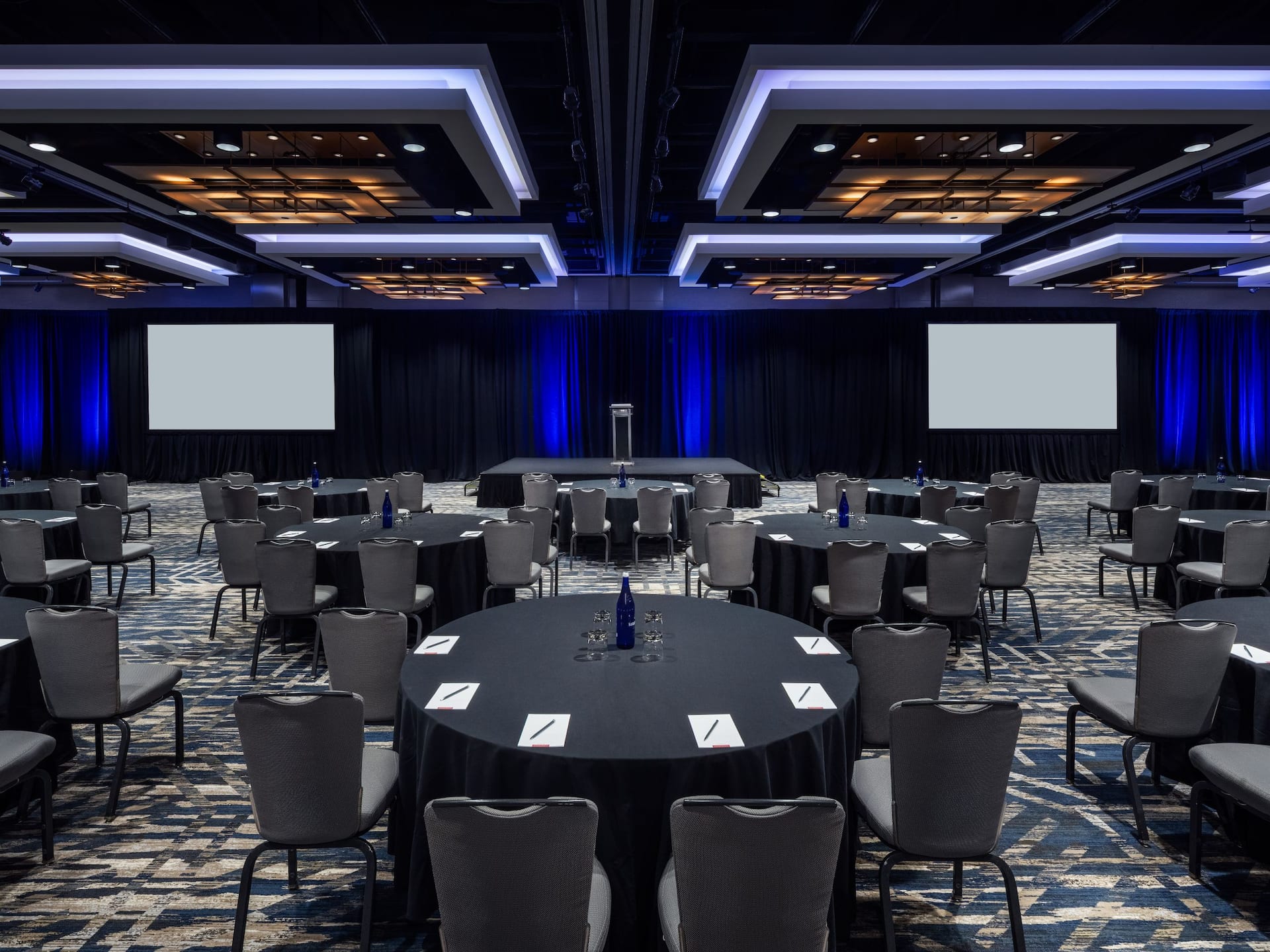 Grand Hyatt DFW Americas Ballroom Crescent Rounds
