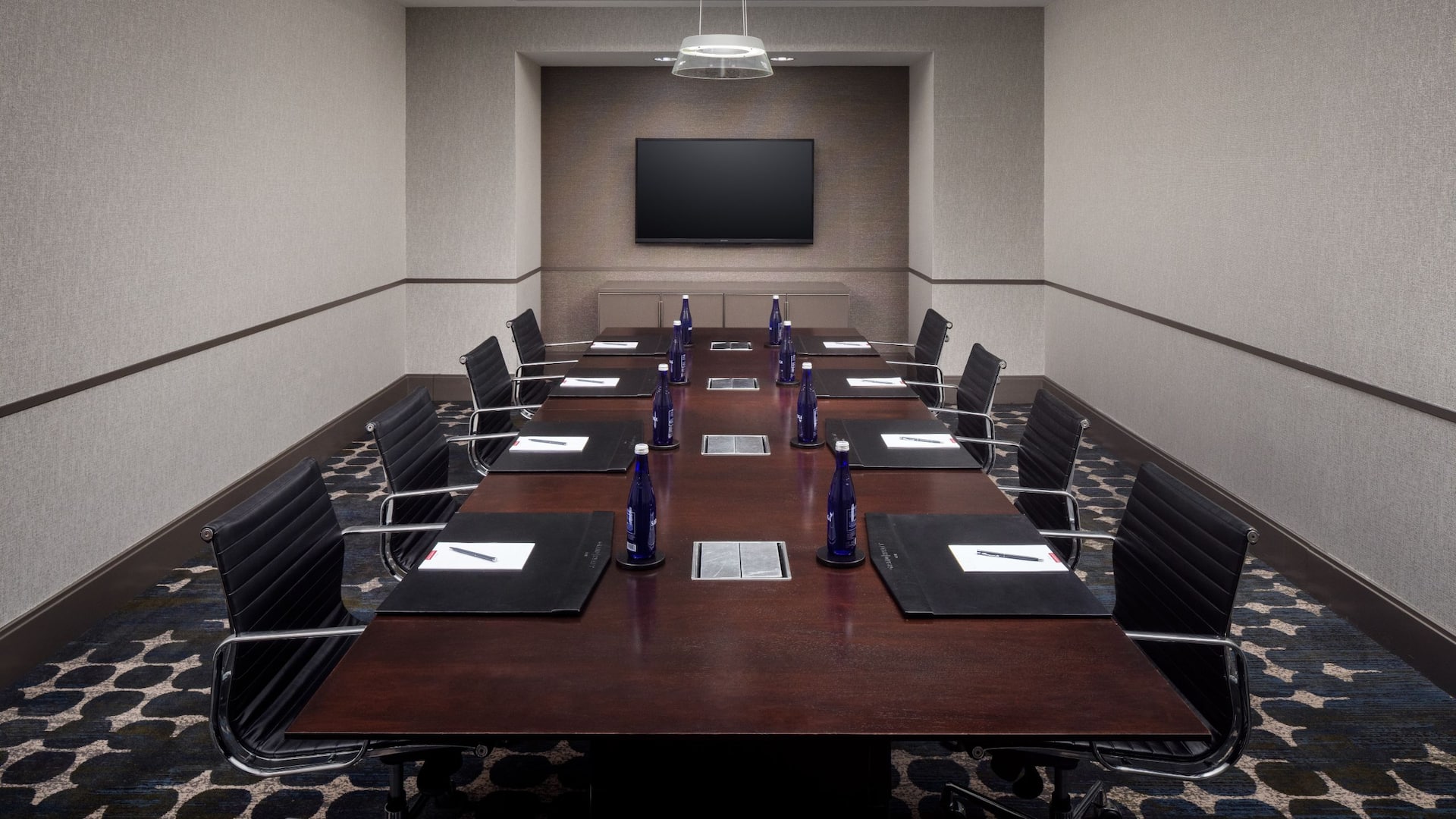 Grand Hyatt DFW Atlantic Boardroom