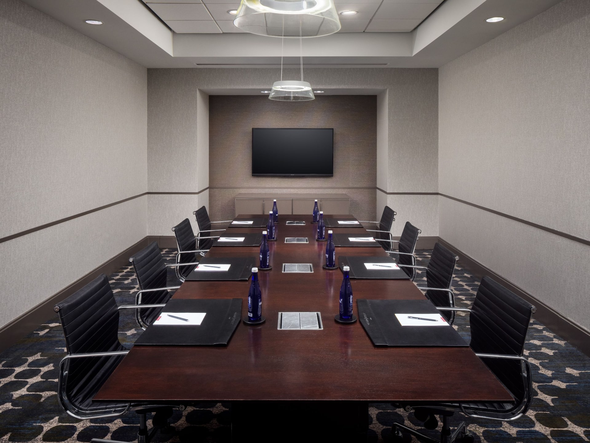 Grand Hyatt DFW Atlantic Boardroom