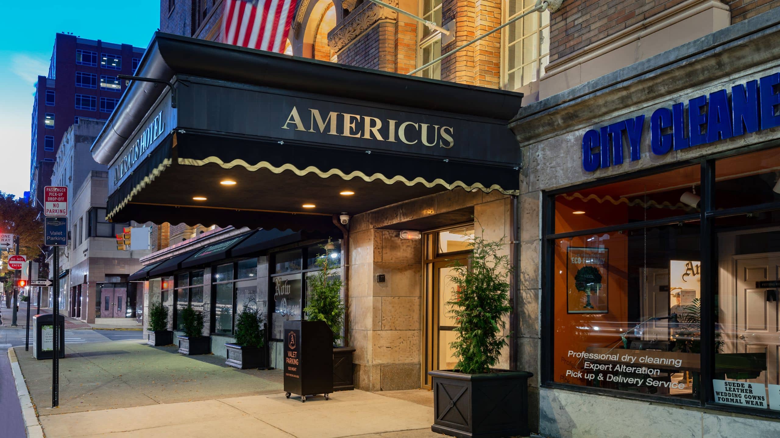 Americus Hotel Exterior Dusk