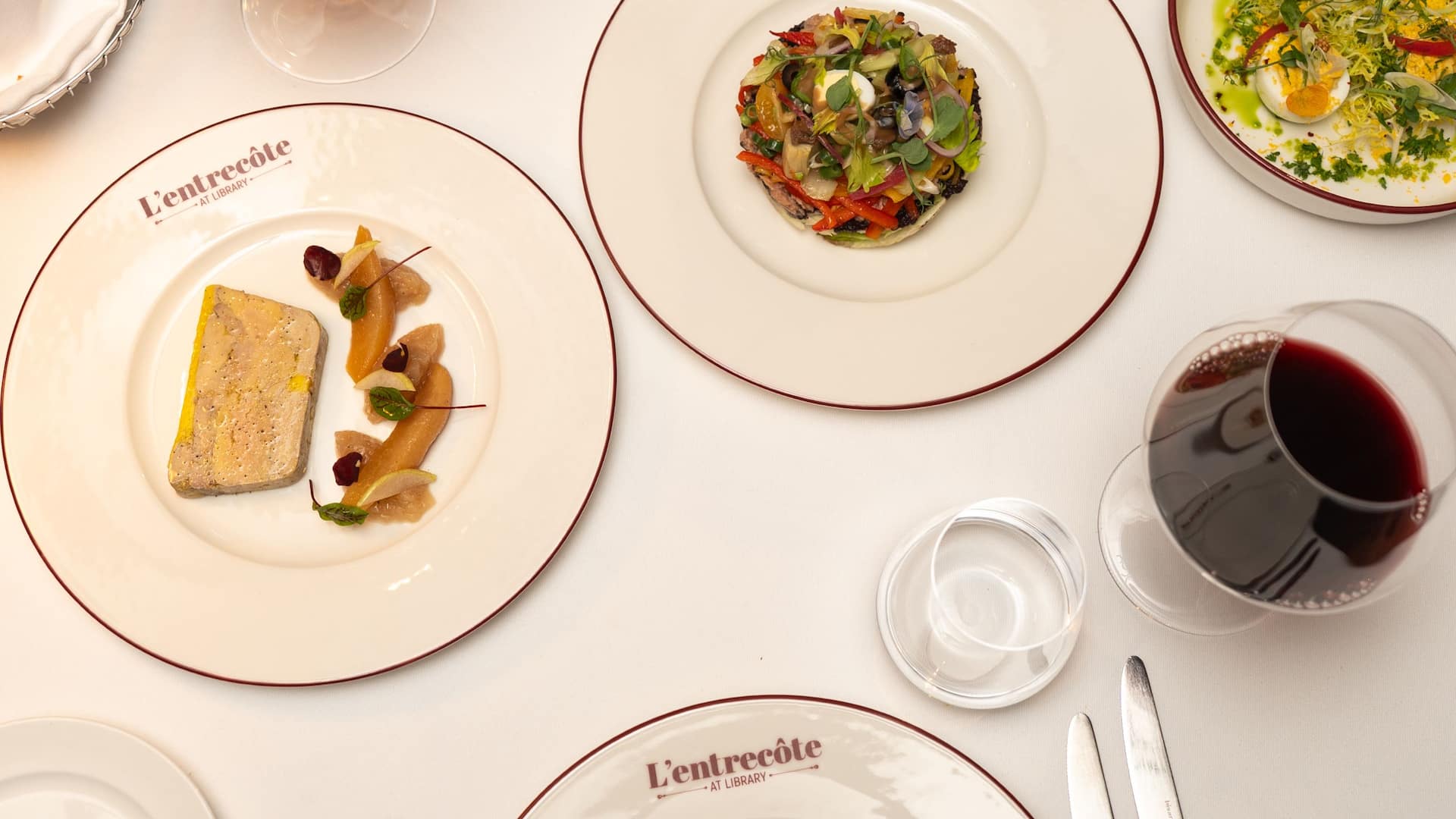 Grand Hyatt Istanbul The Library Bar French Cuisine Setup