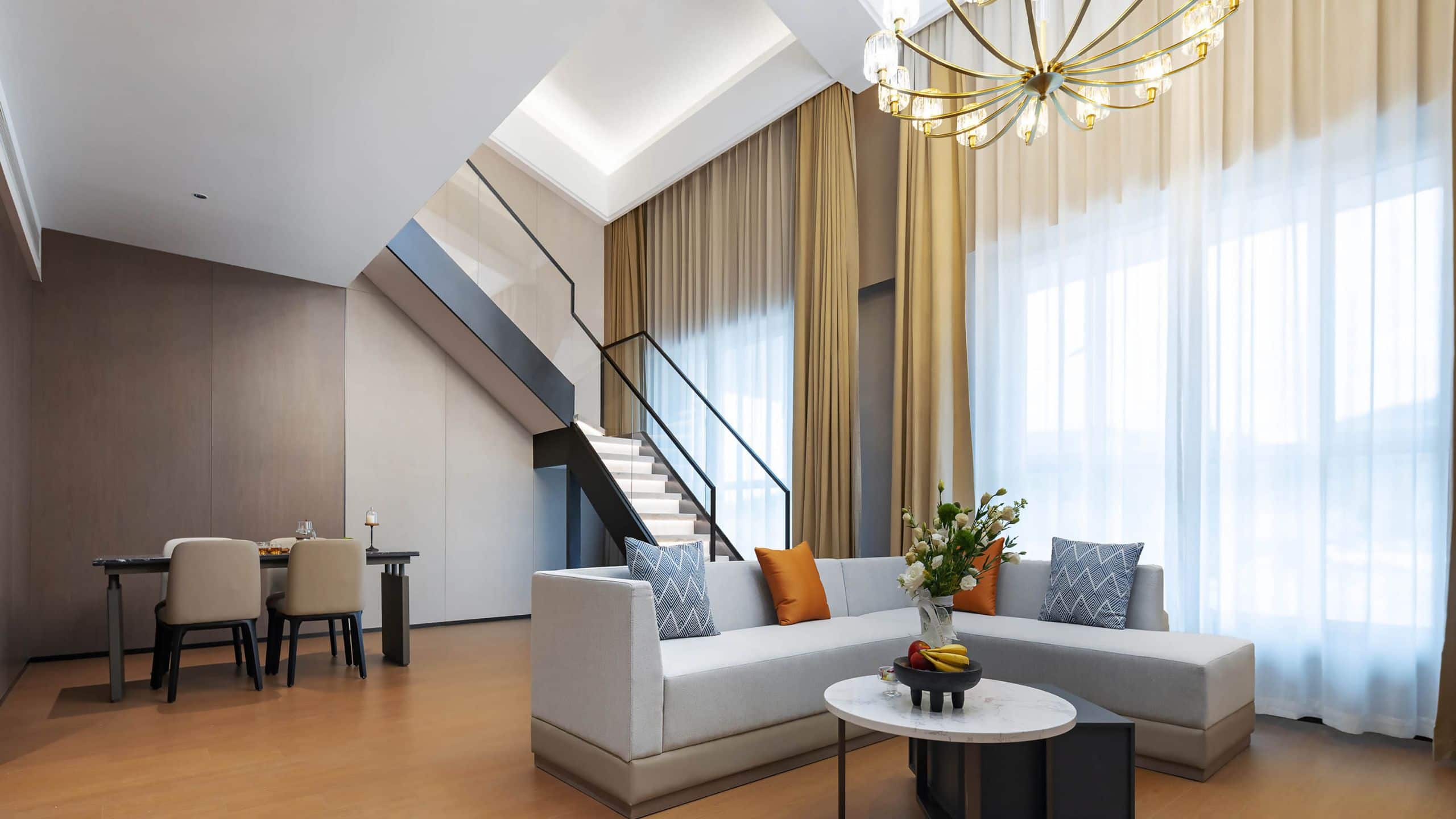 2/4 UrCove Altay Family Loft Two Sofa