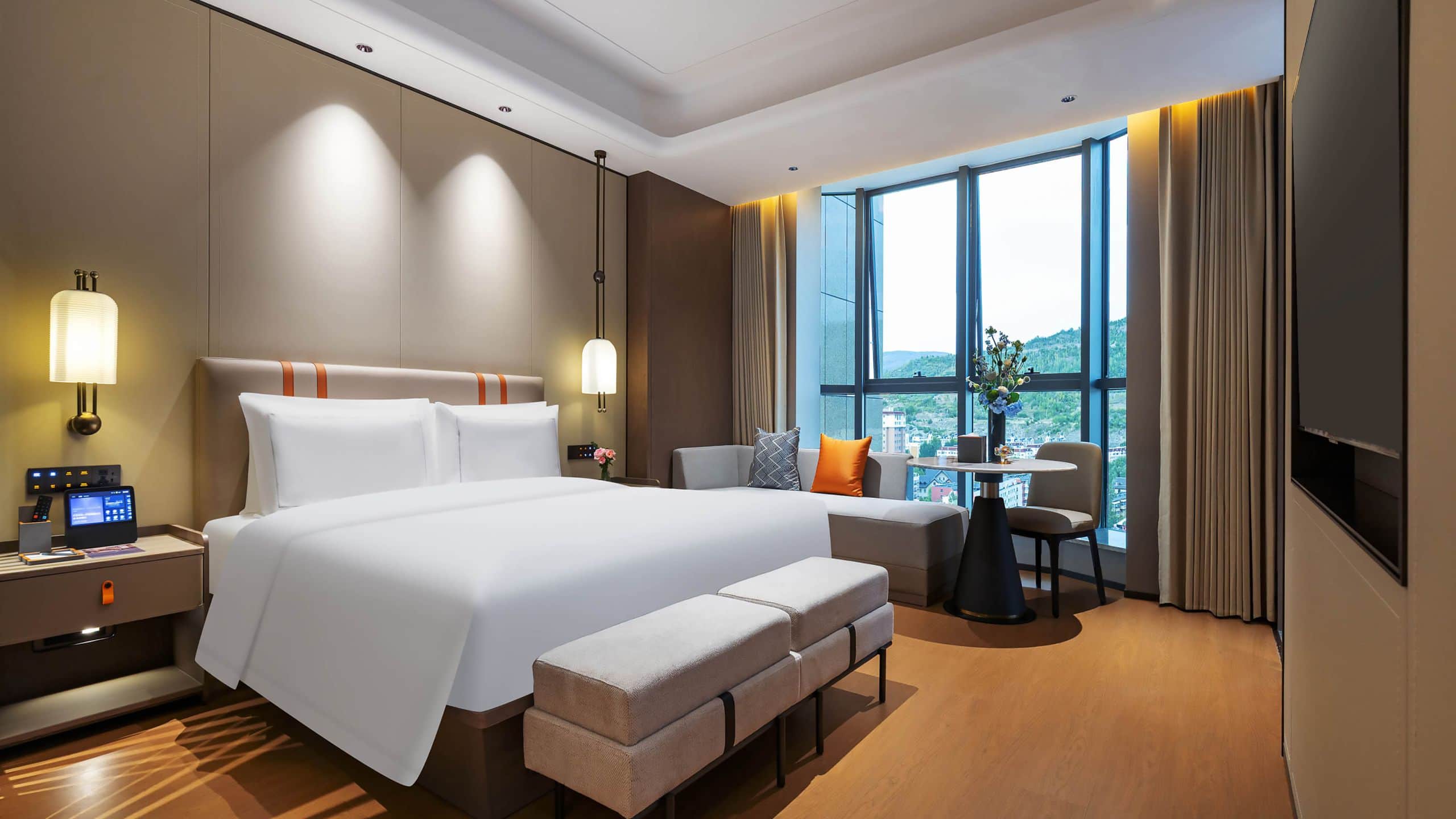 UrCove Altay Grand King