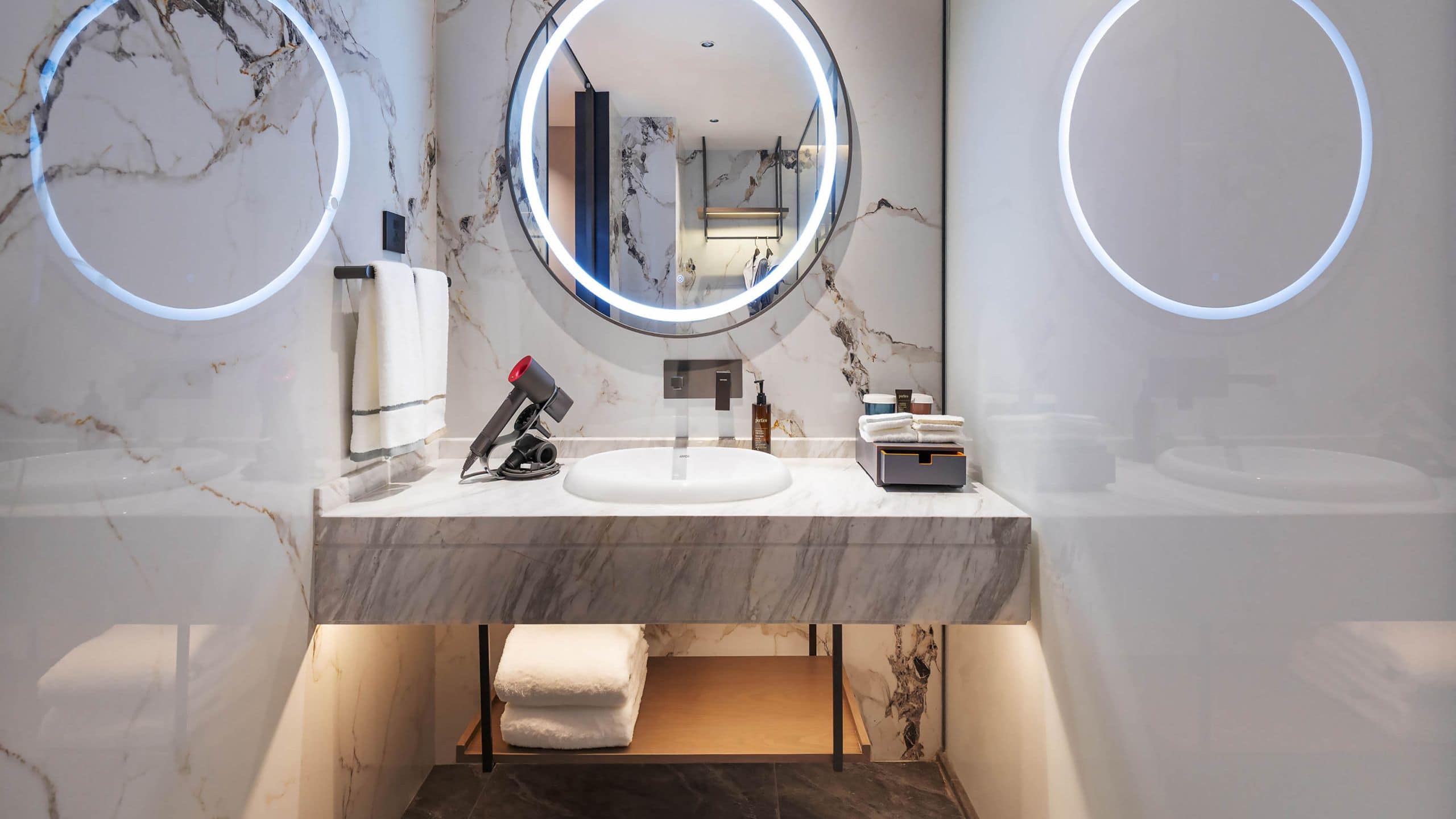 4/4 UrCove Altay Loft Bathroom