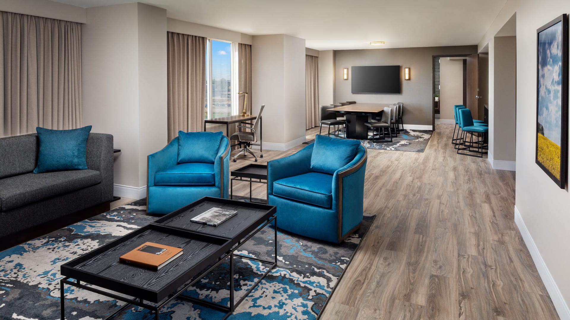 Hyatt Regency Wichita Cottonwood Suite Overall