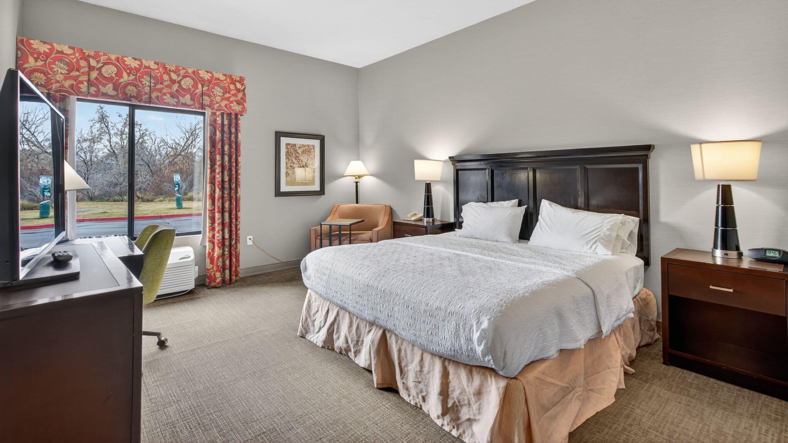 Hotel SLC  King Guestroom And Window View