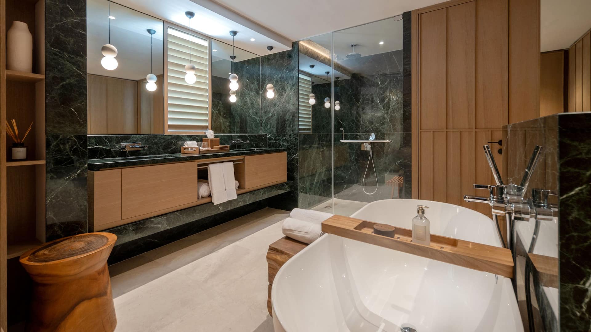 2 of 6 Grand Hyatt Cancun Beach Resort Ocean Front Bathroom