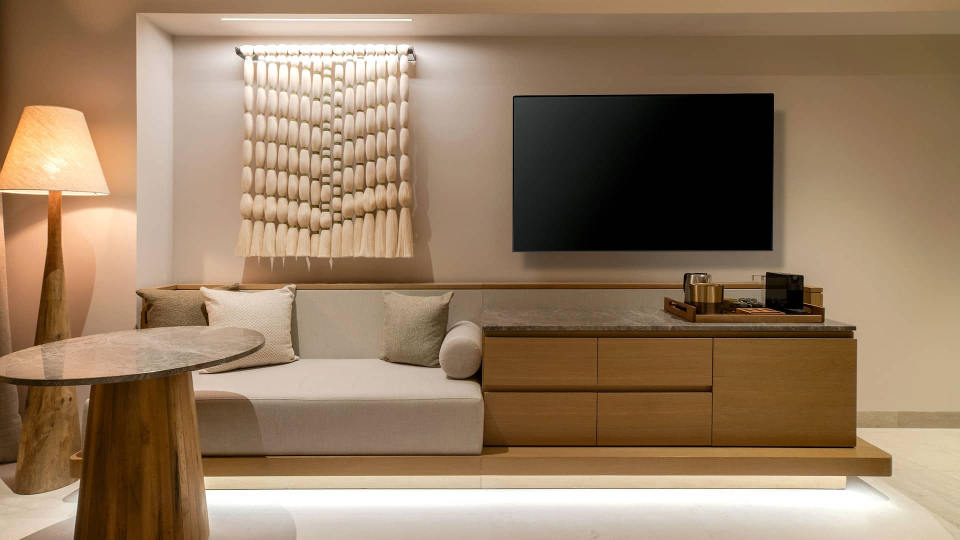 2 of 4 Grand Hyatt Cancun Beach Resort Couch Two Queens