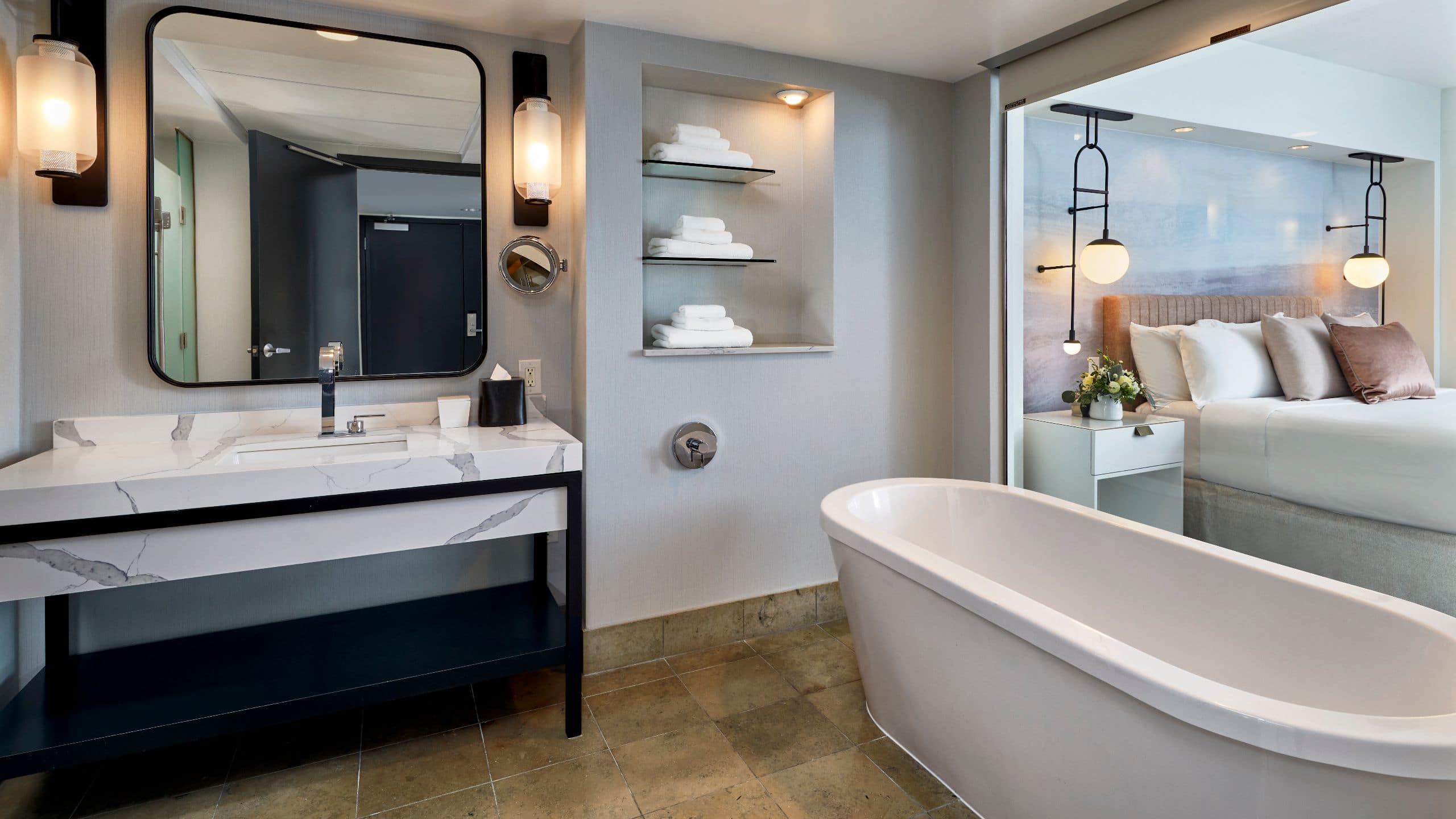 3 of 3 Hotel 1000 Executive King Bathroom