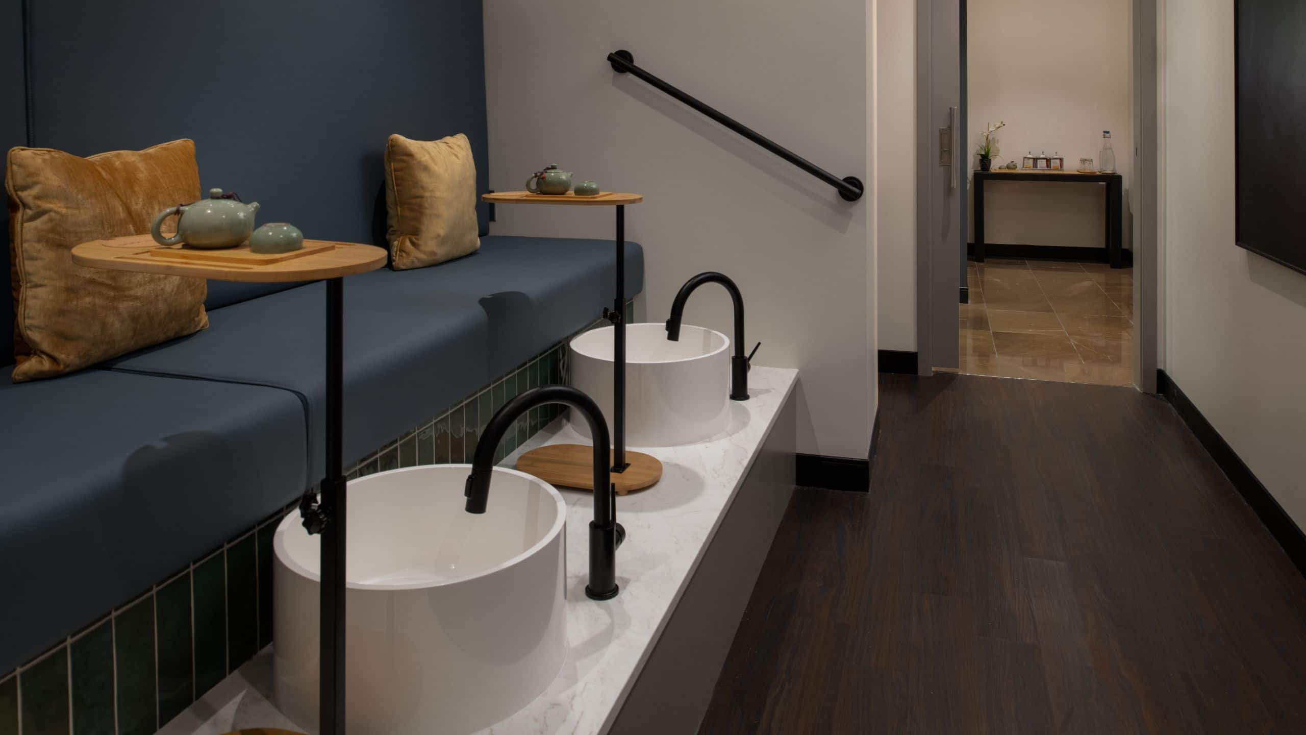 Hotel 1000 Spa Soak Room